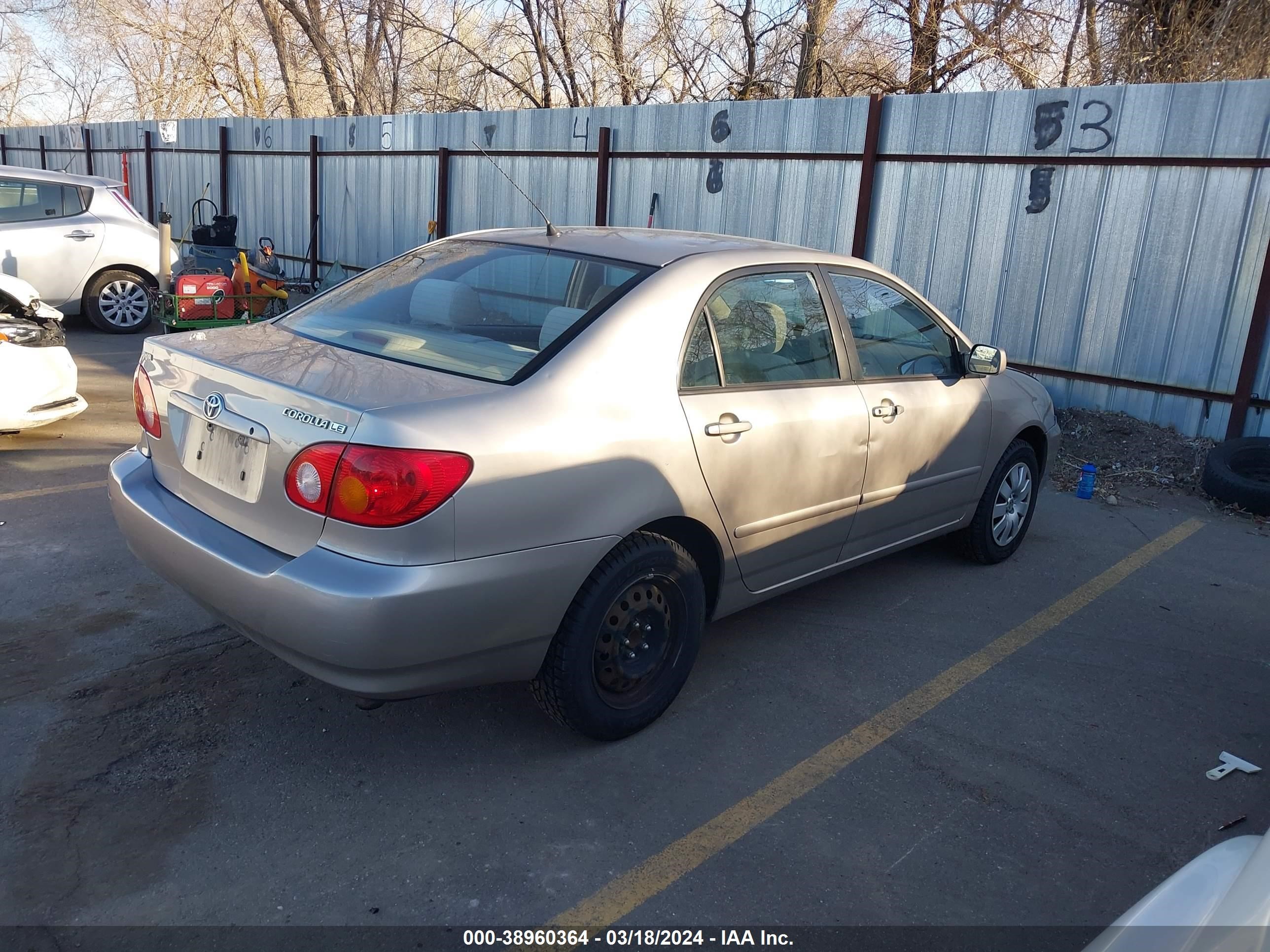 Photo 3 VIN: 1NXBR32E83Z158216 - TOYOTA COROLLA 