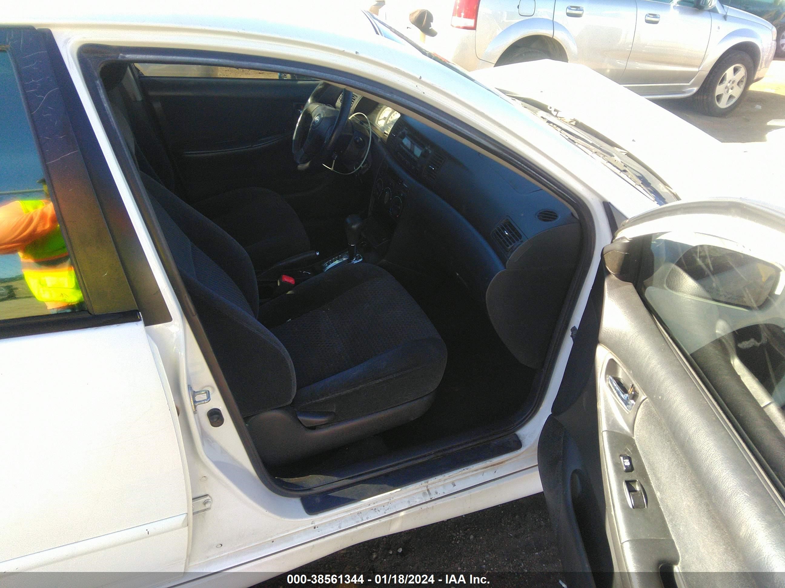 Photo 4 VIN: 1NXBR32E97Z840866 - TOYOTA COROLLA 