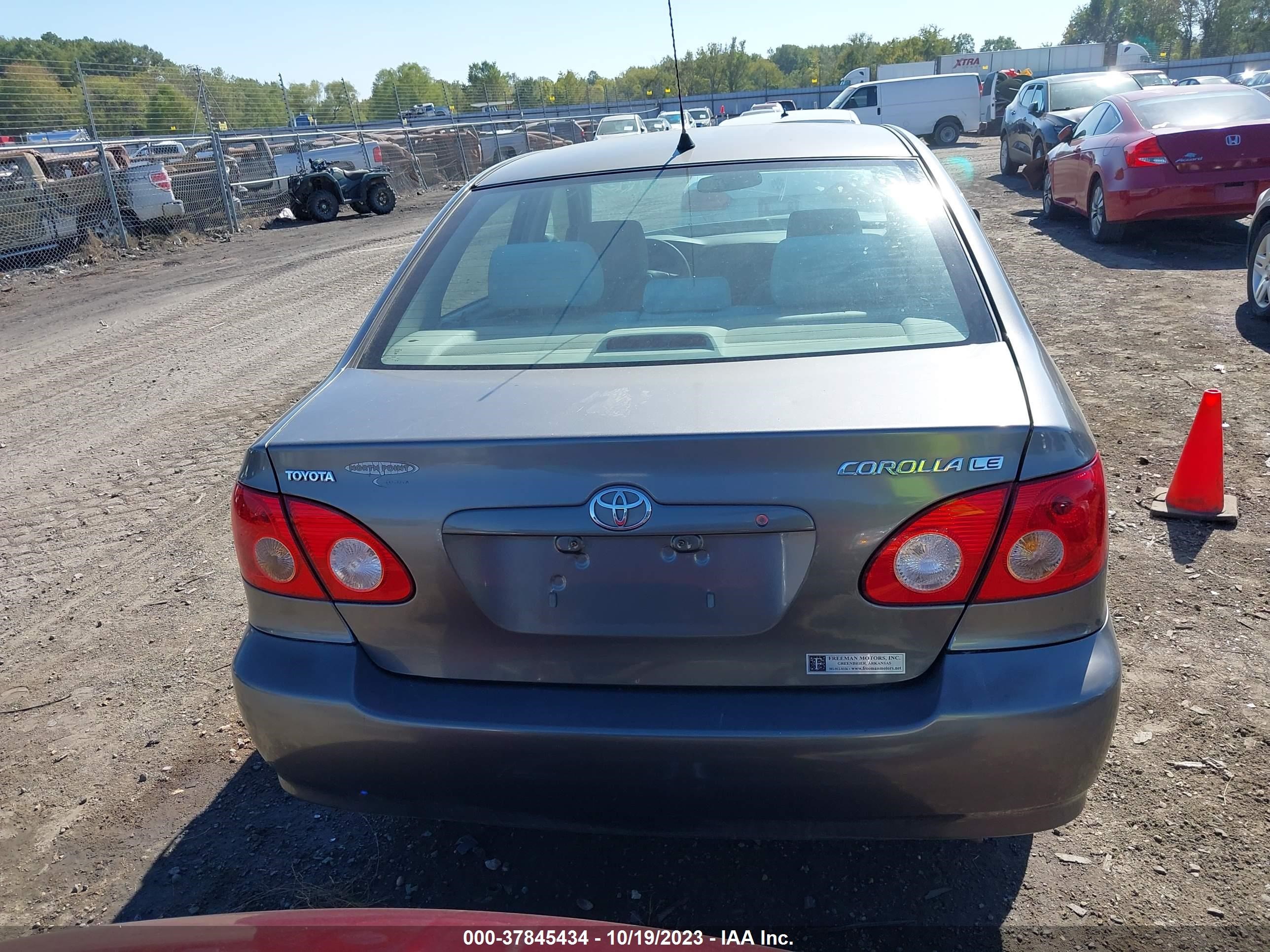 Photo 15 VIN: 1NXBR32E98Z009448 - TOYOTA COROLLA 