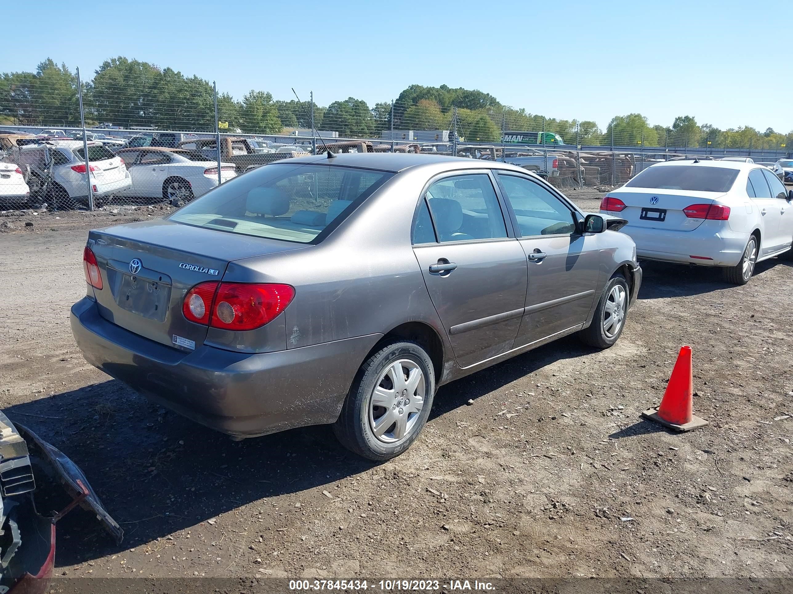 Photo 3 VIN: 1NXBR32E98Z009448 - TOYOTA COROLLA 