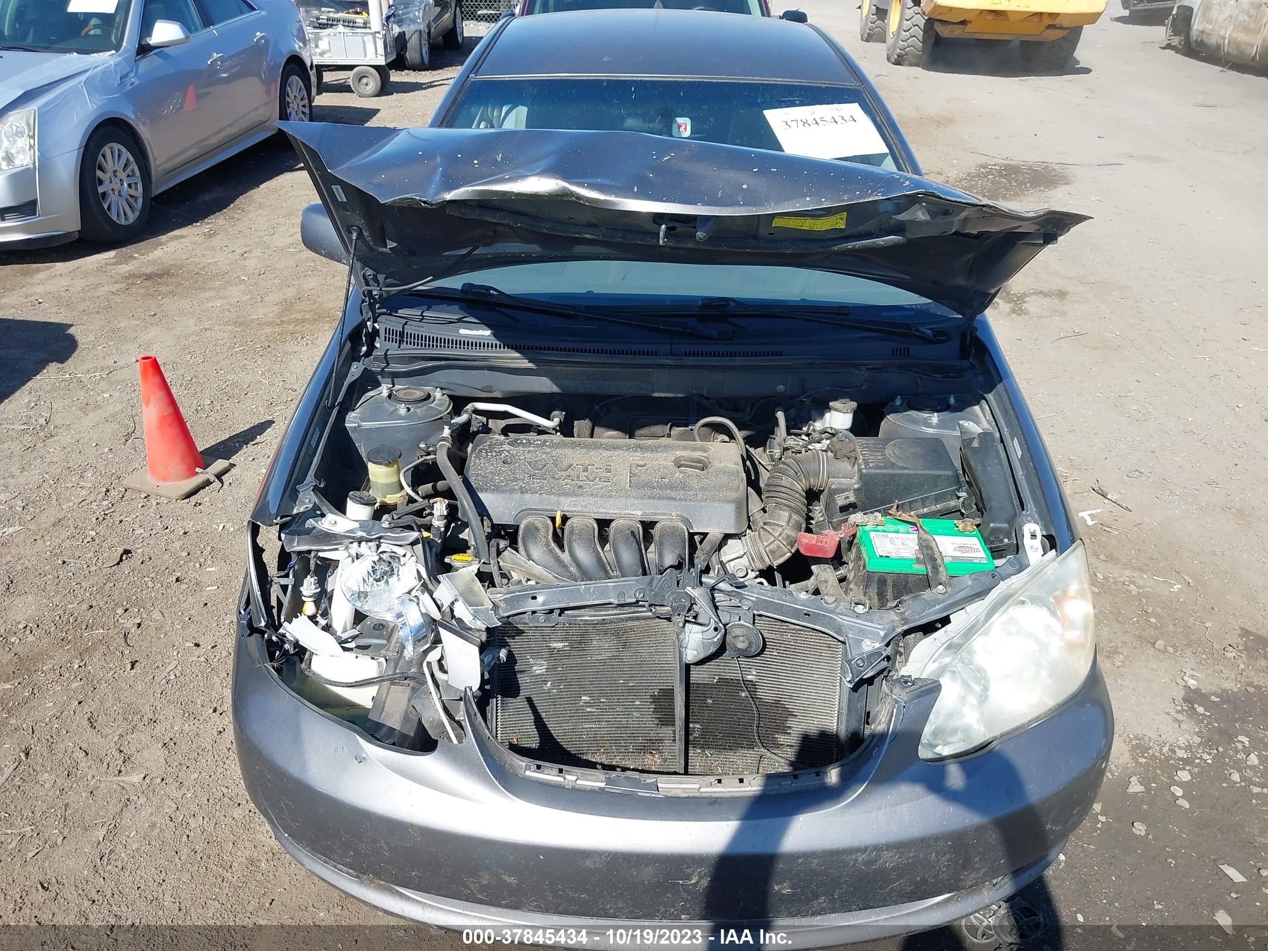 Photo 9 VIN: 1NXBR32E98Z009448 - TOYOTA COROLLA 