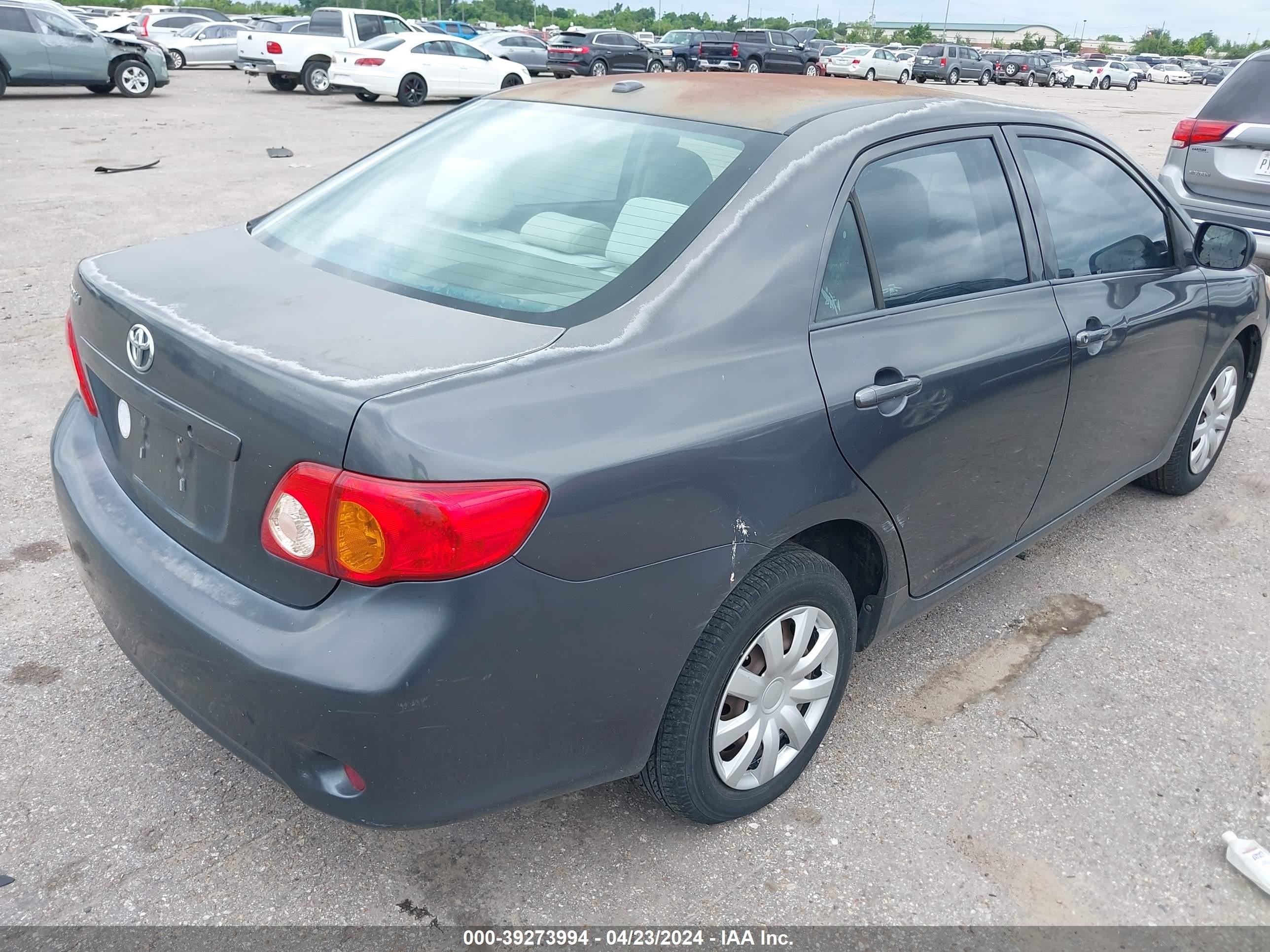 Photo 3 VIN: 1NXBU40E09Z097010 - TOYOTA COROLLA 