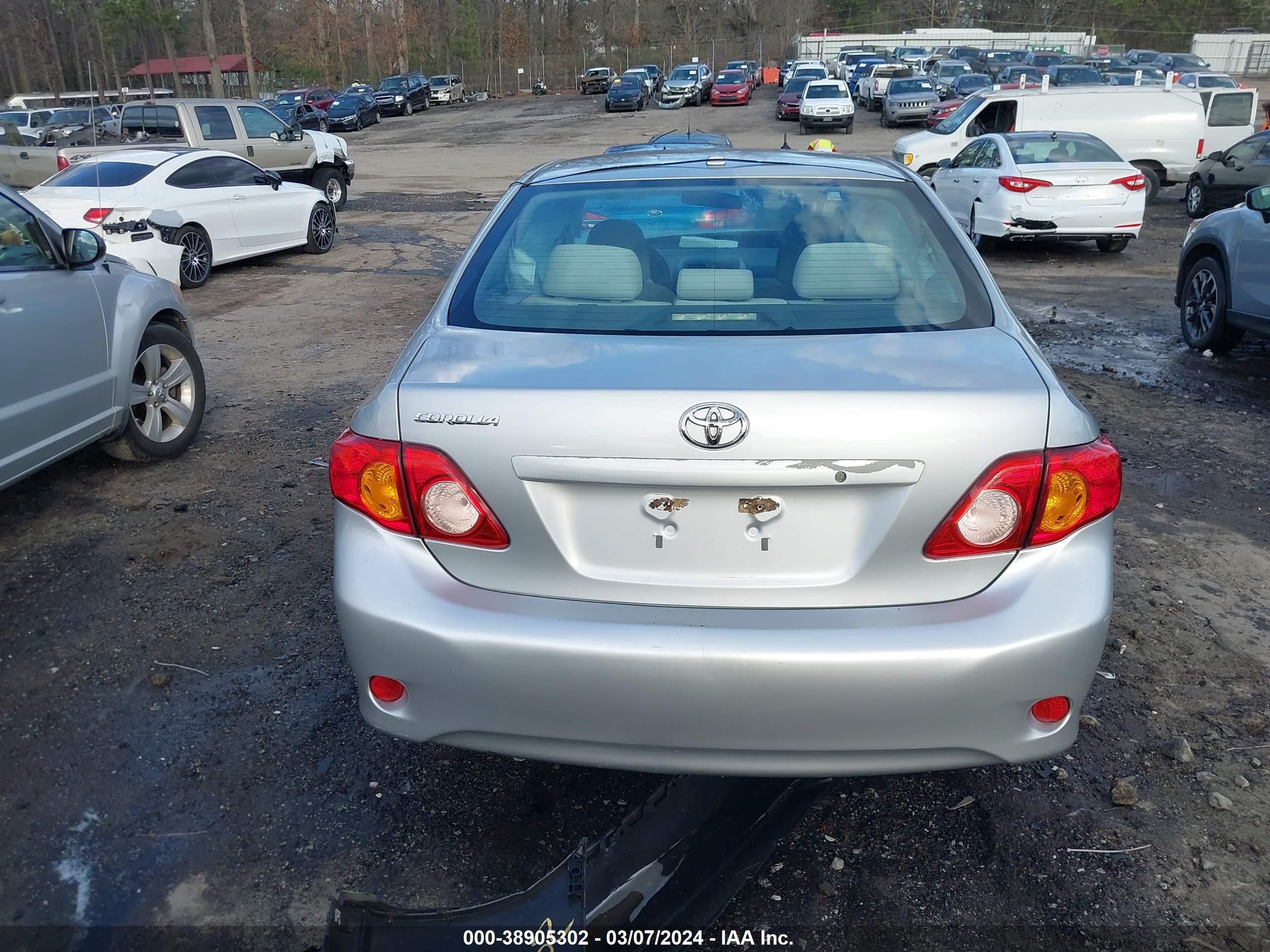 Photo 16 VIN: 1NXBU40E19Z002907 - TOYOTA COROLLA 