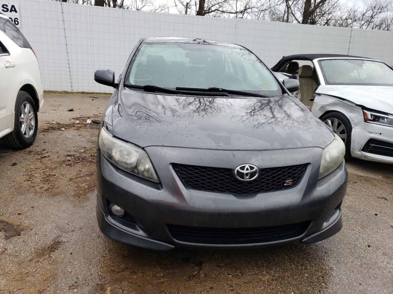 Photo 4 VIN: 1NXBU40E19Z106779 - TOYOTA COROLLA 