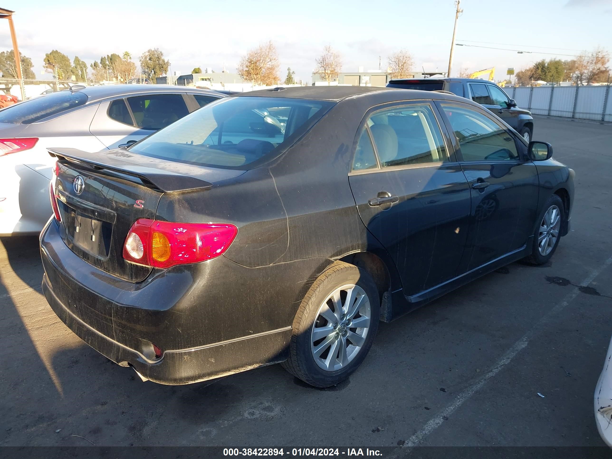 Photo 3 VIN: 1NXBU40E29Z085649 - TOYOTA COROLLA 