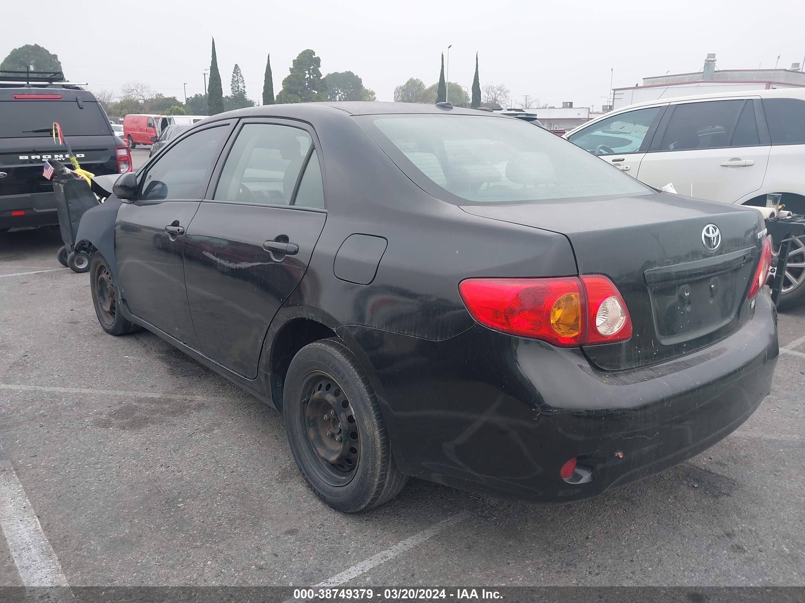 Photo 2 VIN: 1NXBU40E29Z115328 - TOYOTA COROLLA 