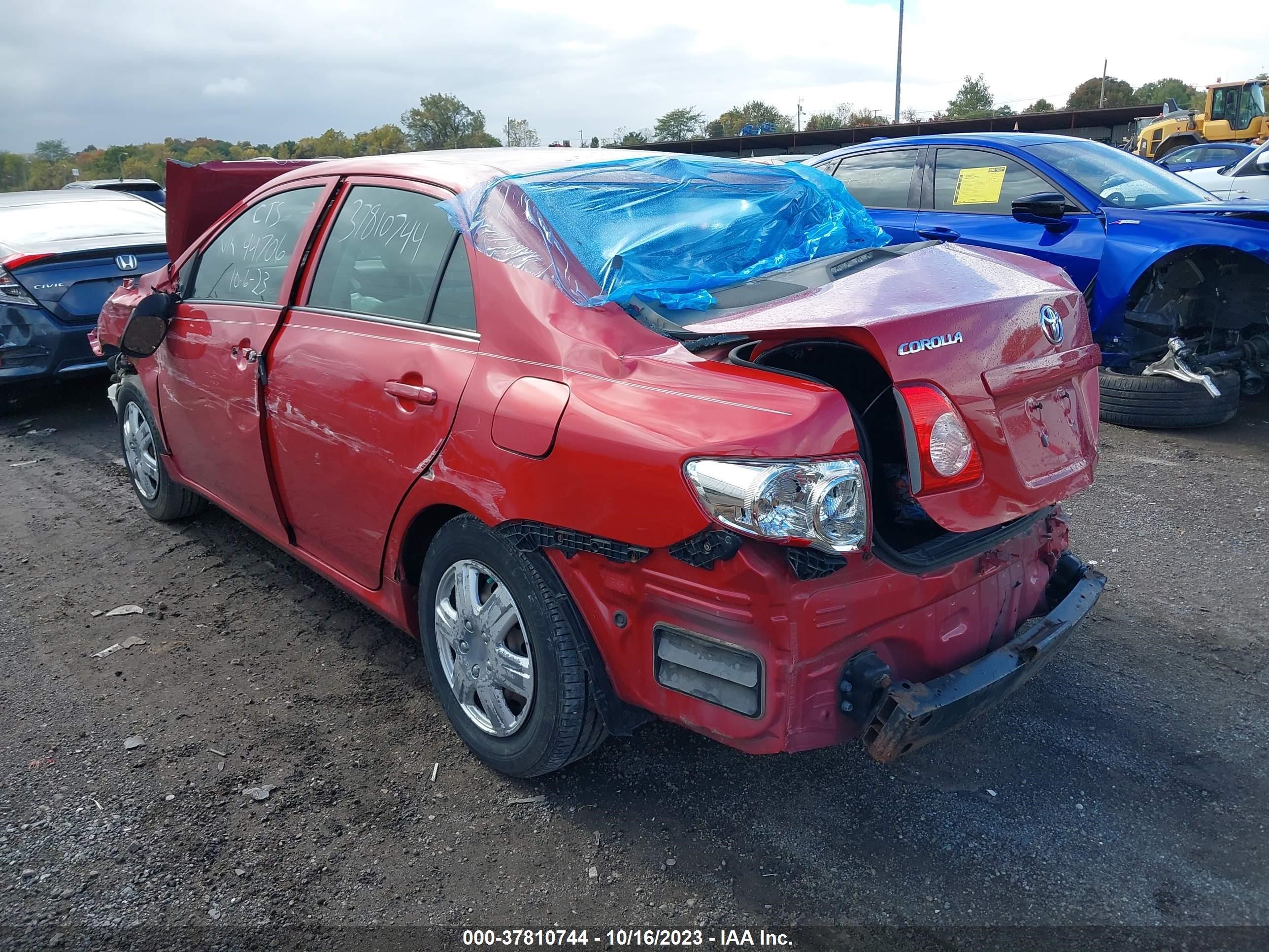 Photo 2 VIN: 1NXBU40E29Z136597 - TOYOTA COROLLA 