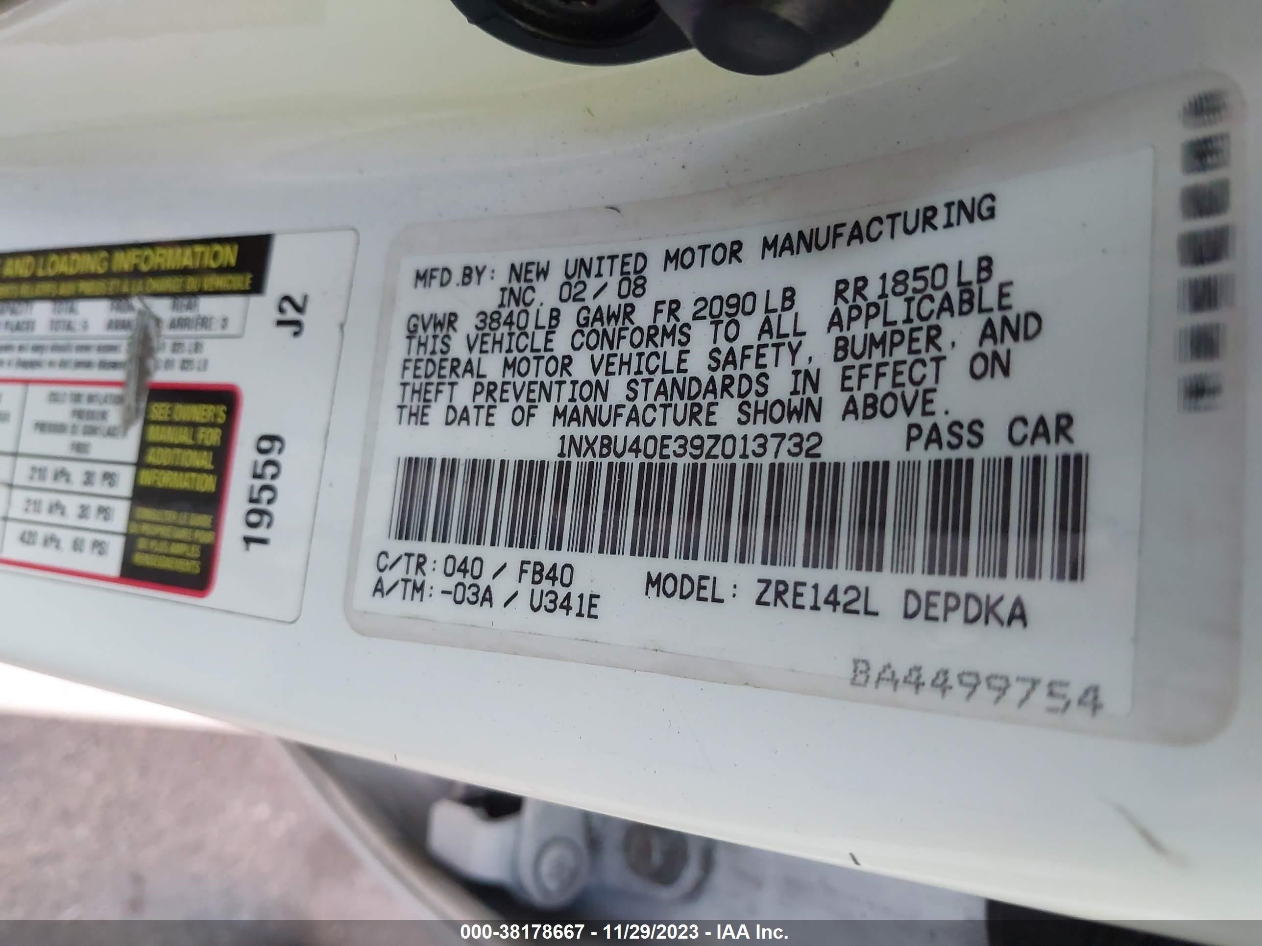 Photo 8 VIN: 1NXBU40E39Z013732 - TOYOTA COROLLA 