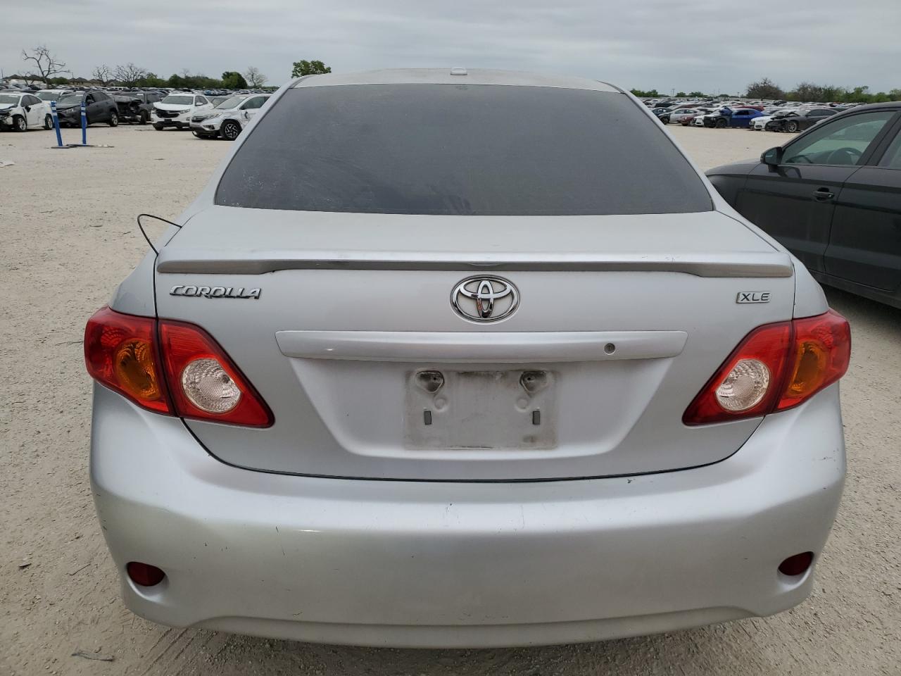 Photo 5 VIN: 1NXBU40E39Z099480 - TOYOTA COROLLA 