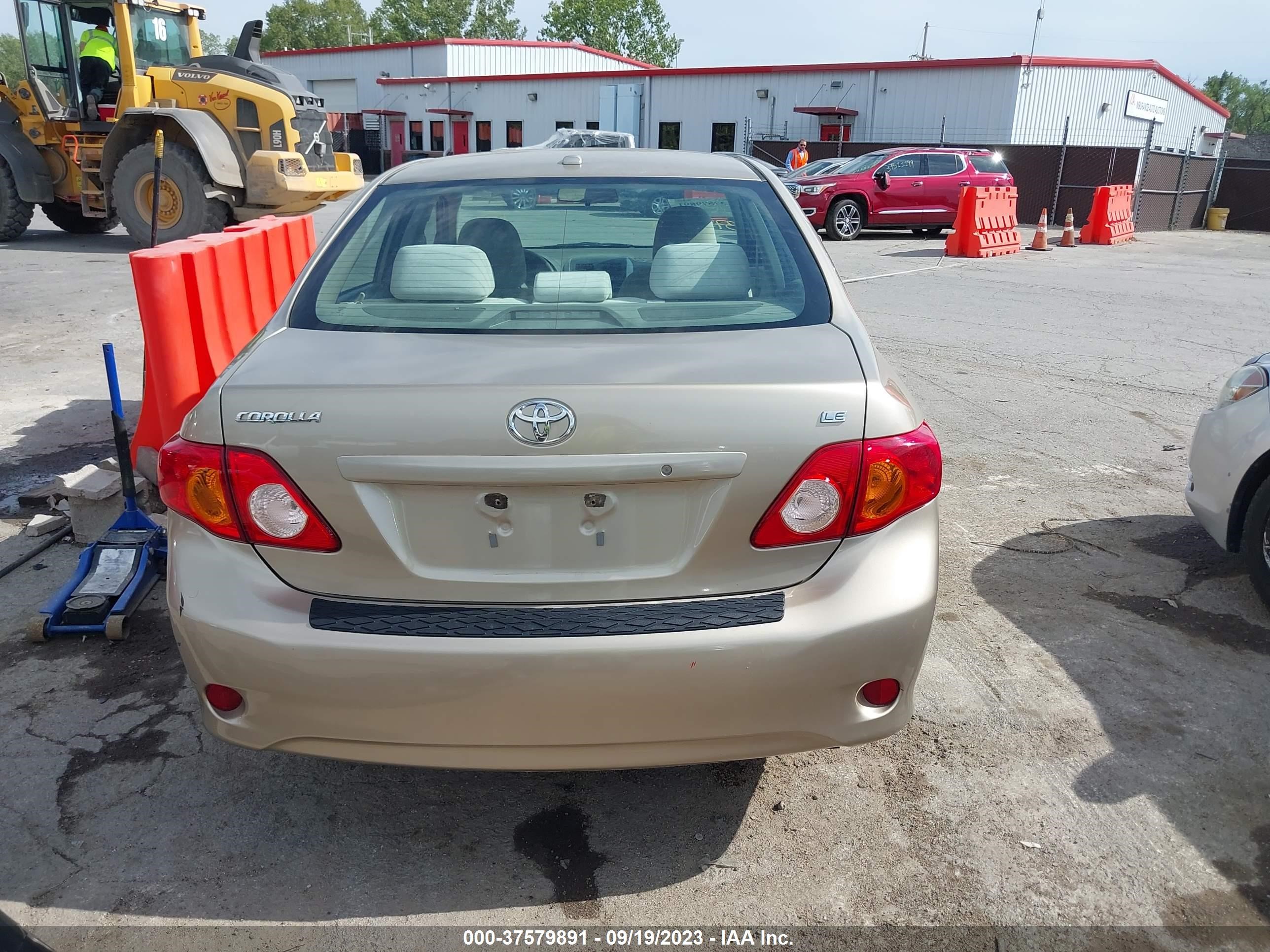 Photo 16 VIN: 1NXBU40E39Z114480 - TOYOTA COROLLA 