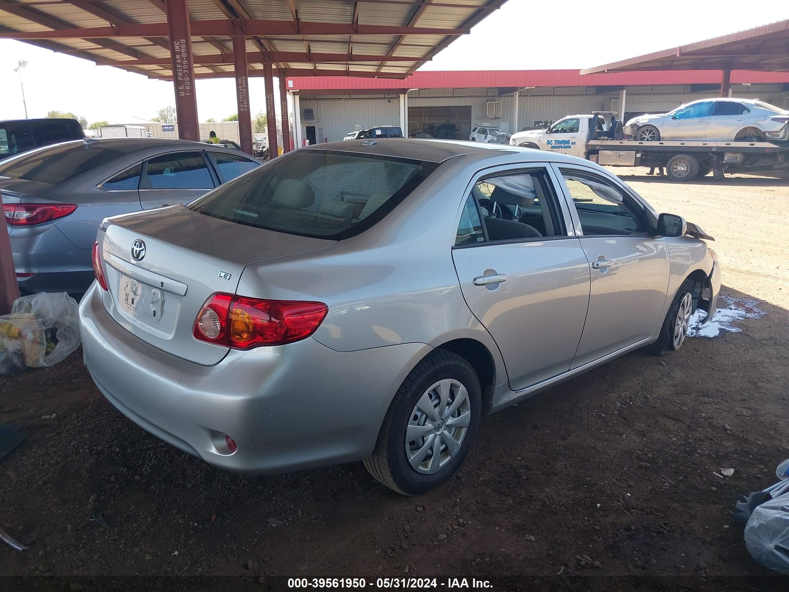 Photo 3 VIN: 1NXBU40E49Z009558 - TOYOTA COROLLA 