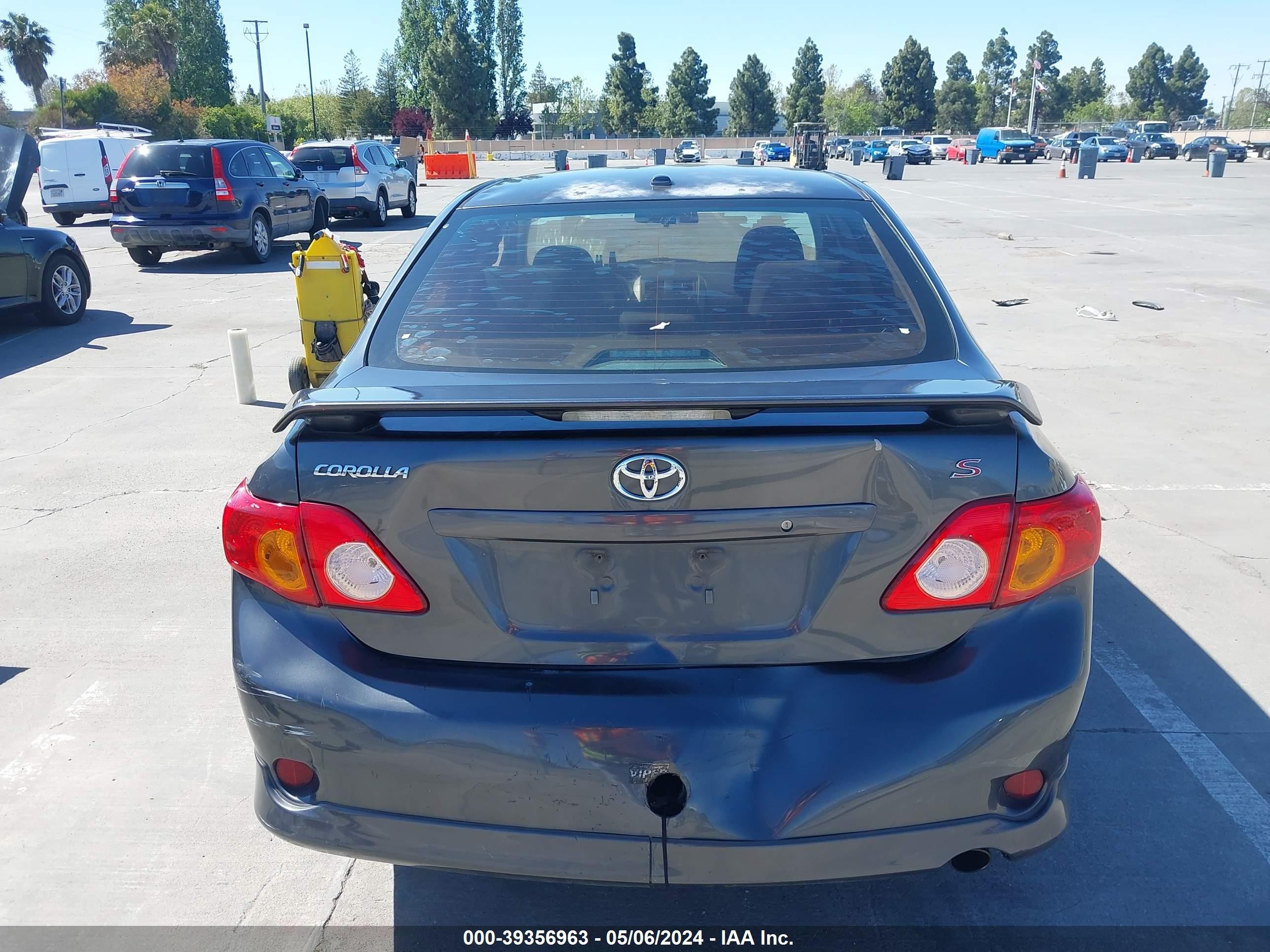 Photo 15 VIN: 1NXBU40E59Z050233 - TOYOTA COROLLA 