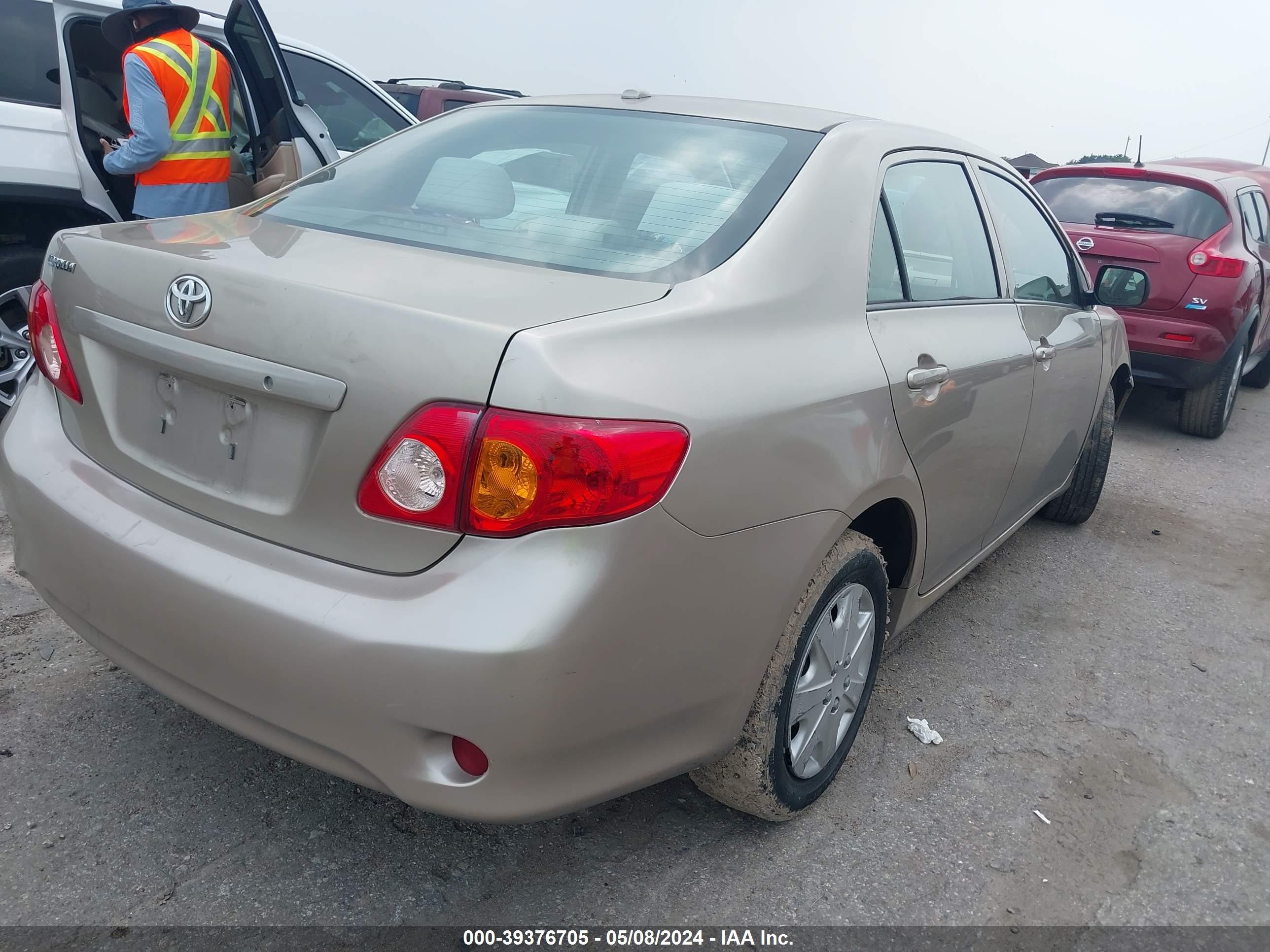 Photo 3 VIN: 1NXBU40E59Z058008 - TOYOTA COROLLA 