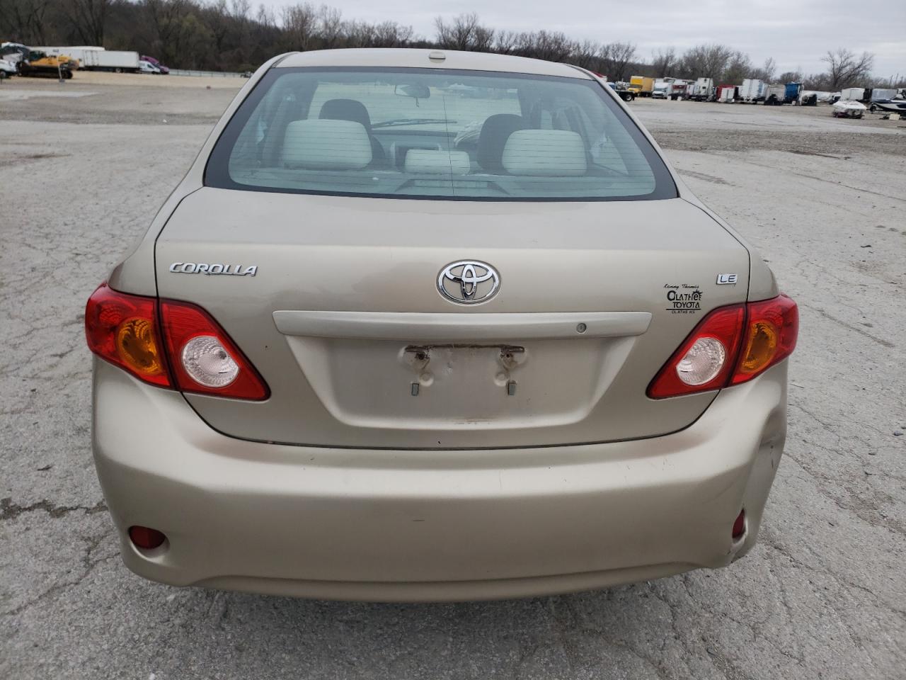 Photo 5 VIN: 1NXBU40E69Z006760 - TOYOTA COROLLA 