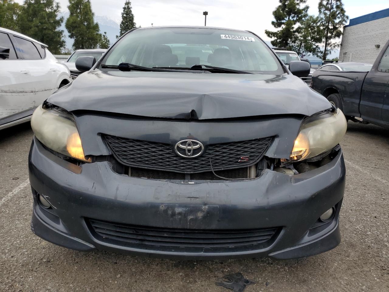 Photo 4 VIN: 1NXBU40E69Z064304 - TOYOTA COROLLA 