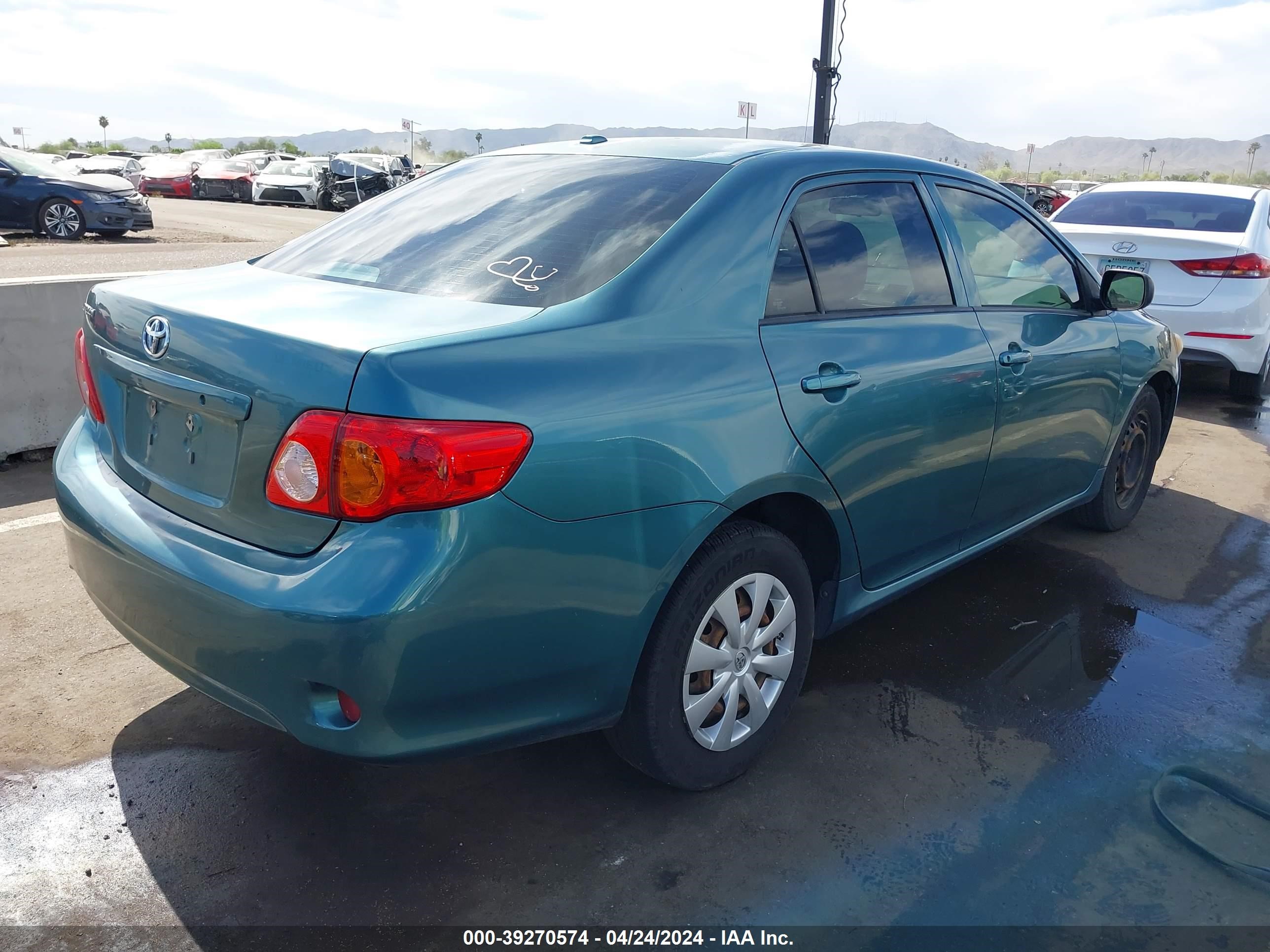 Photo 3 VIN: 1NXBU40E69Z147151 - TOYOTA COROLLA 