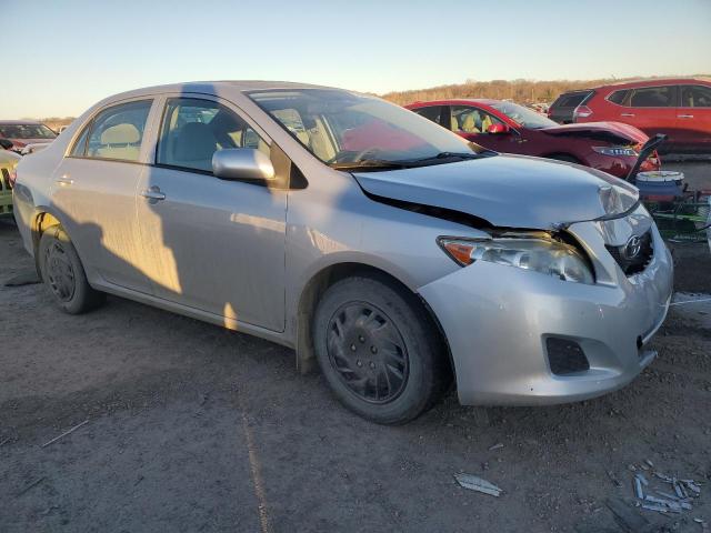 Photo 3 VIN: 1NXBU40E69Z153743 - TOYOTA COROLLA 