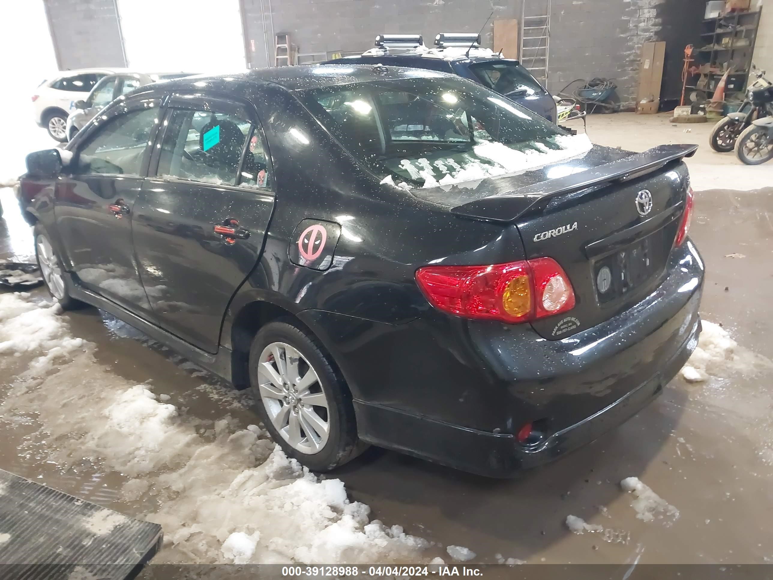 Photo 2 VIN: 1NXBU40E79Z081306 - TOYOTA COROLLA 