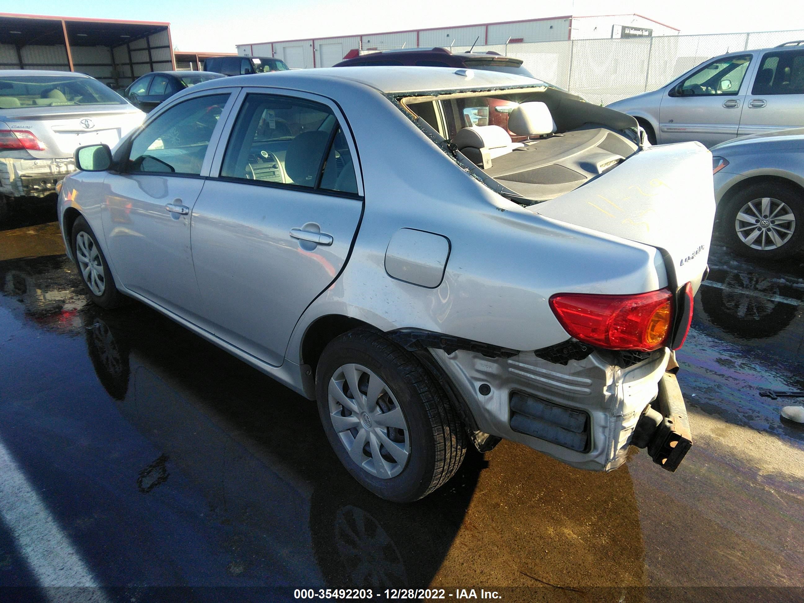 Photo 2 VIN: 1NXBU40E79Z126471 - TOYOTA COROLLA 