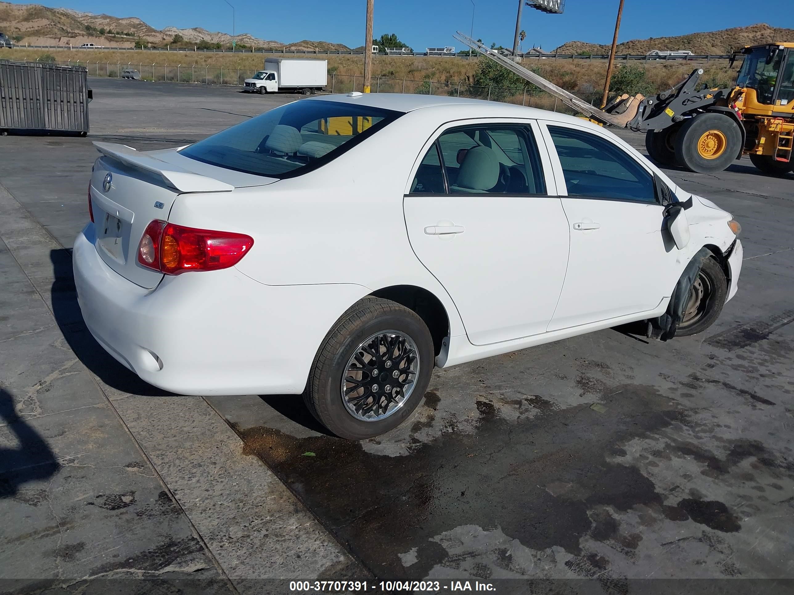 Photo 3 VIN: 1NXBU40E79Z152391 - TOYOTA COROLLA 