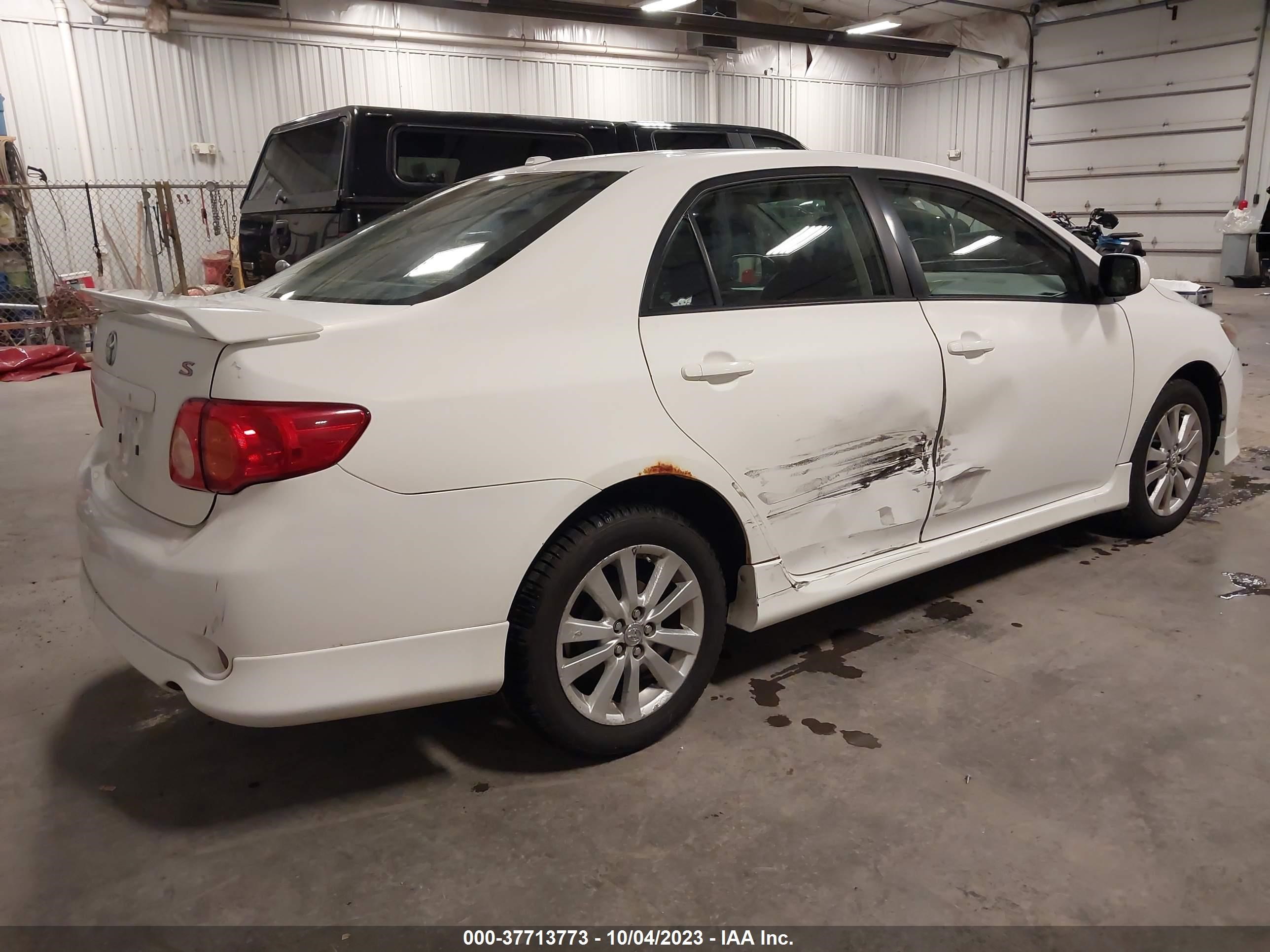 Photo 3 VIN: 1NXBU40E89Z075885 - TOYOTA COROLLA 