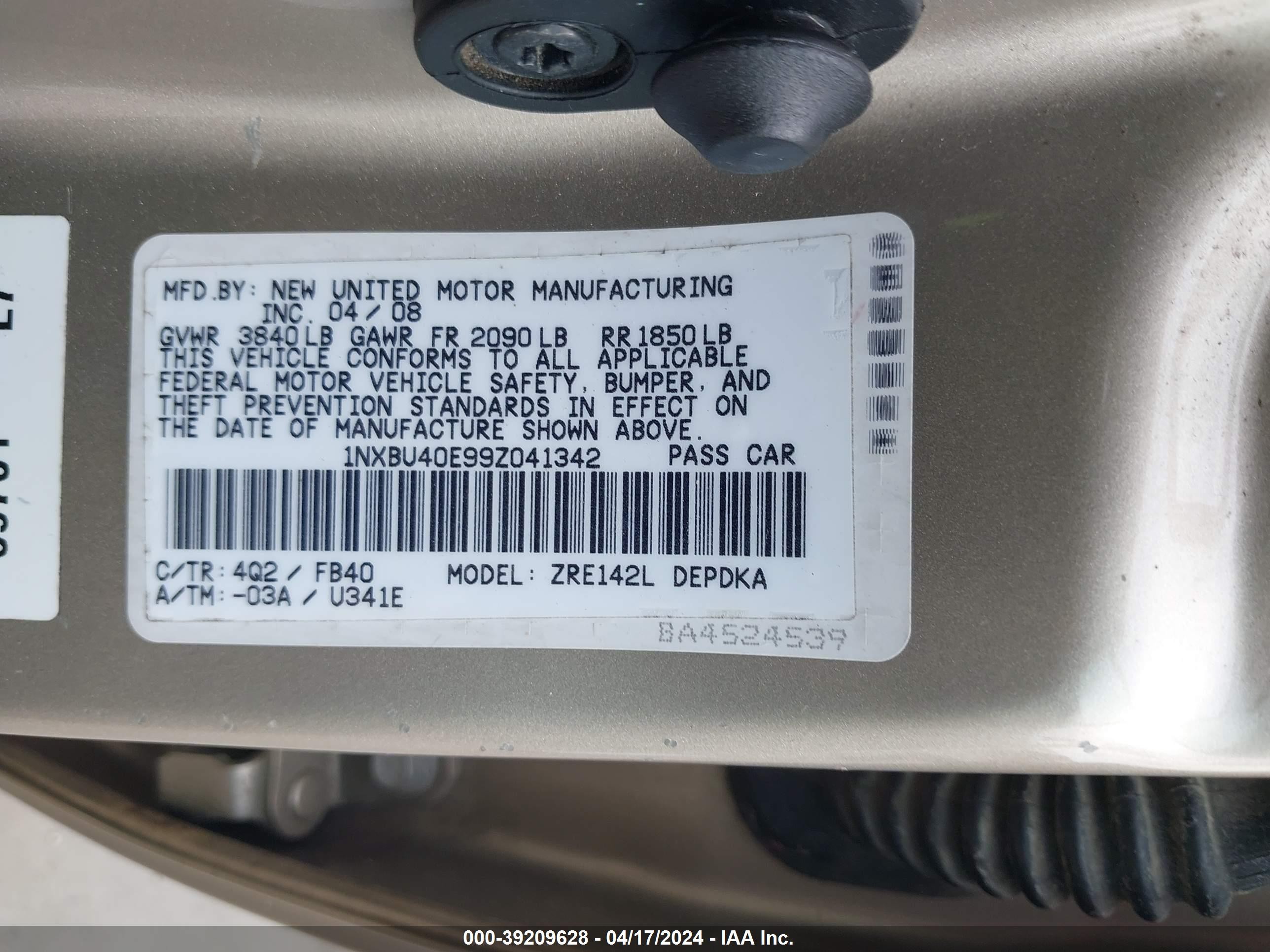 Photo 8 VIN: 1NXBU40E99Z041342 - TOYOTA COROLLA 