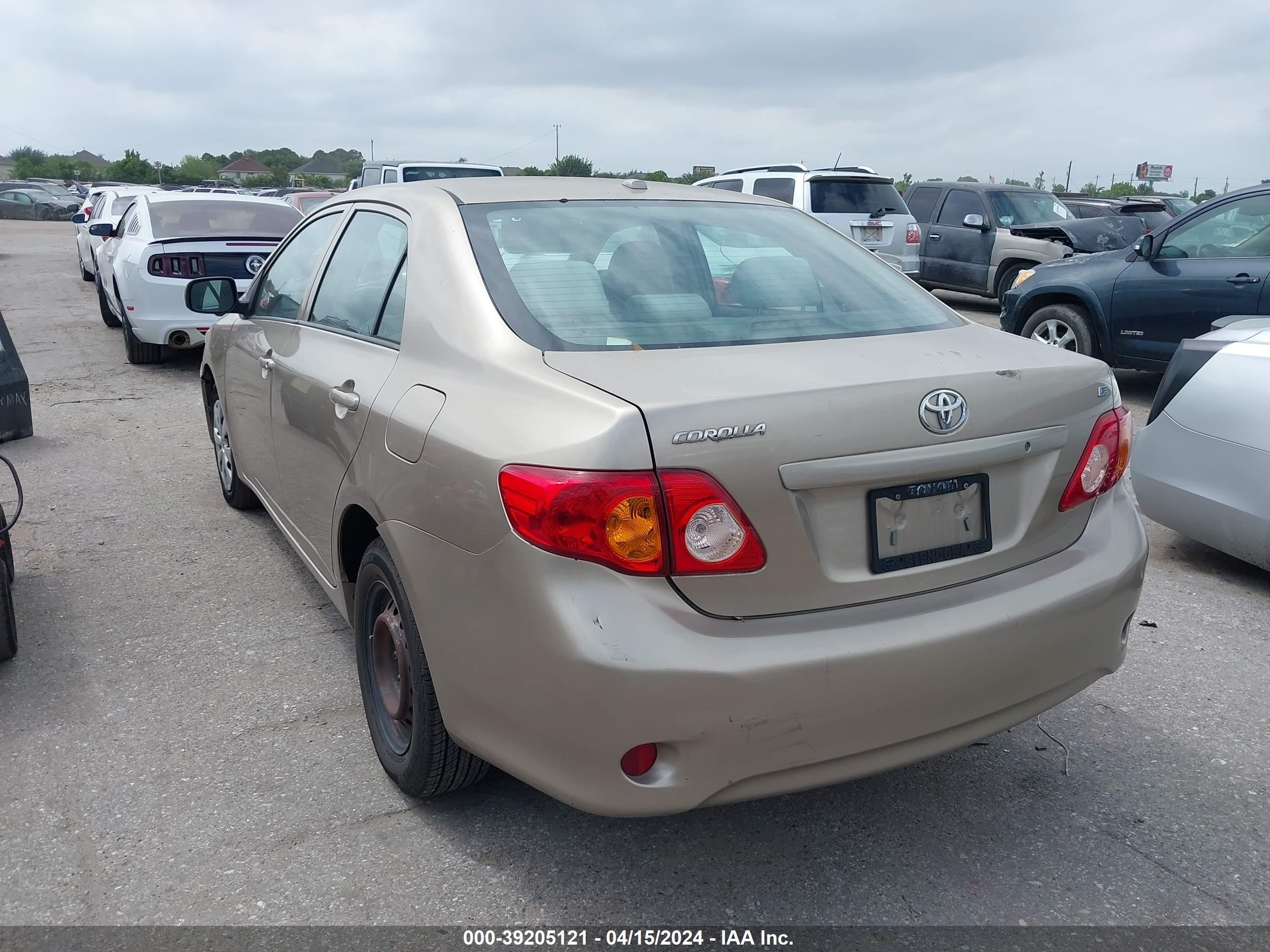 Photo 2 VIN: 1NXBU40E99Z049179 - TOYOTA COROLLA 