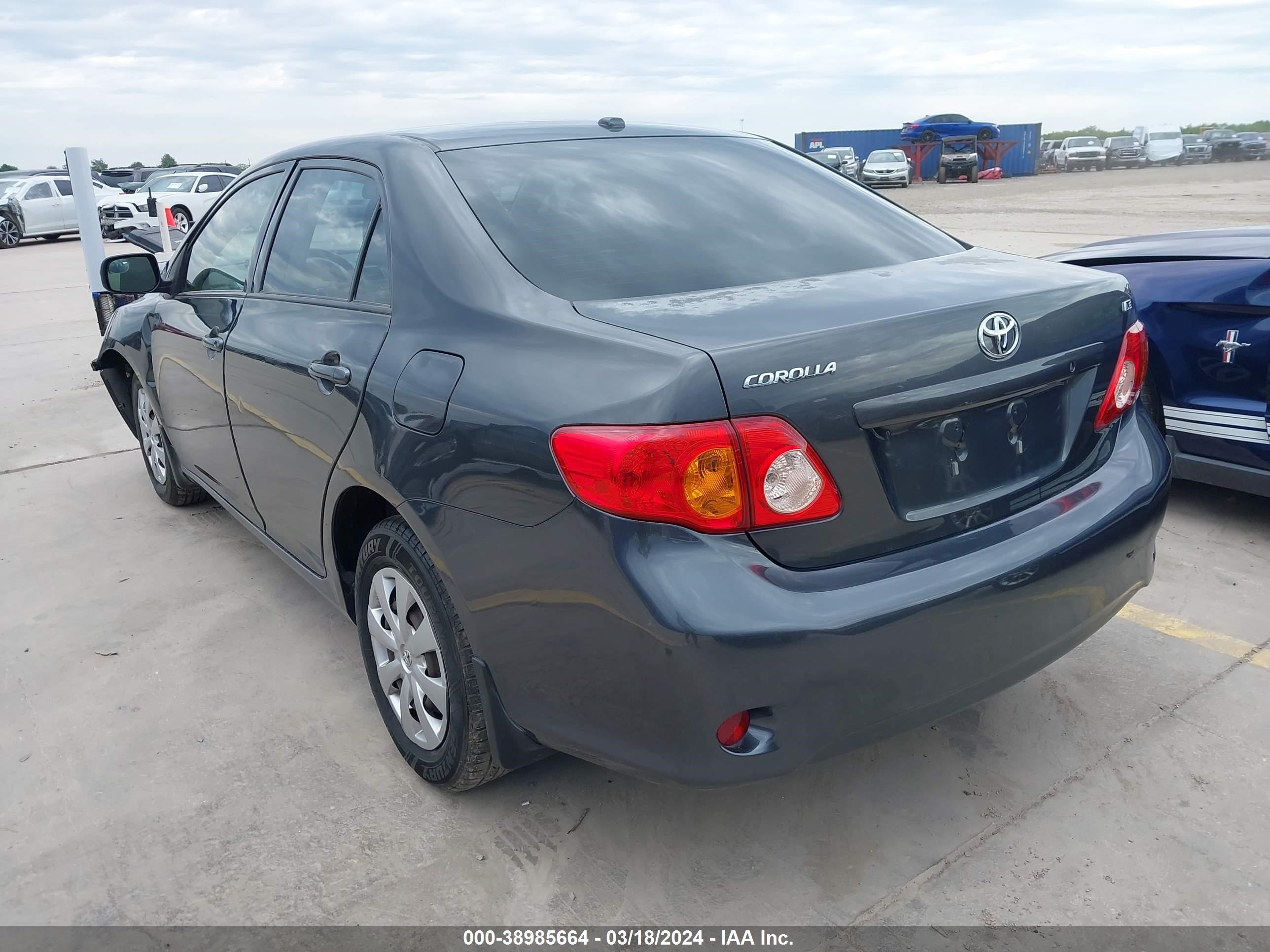 Photo 3 VIN: 1NXBU40E99Z158550 - TOYOTA COROLLA 