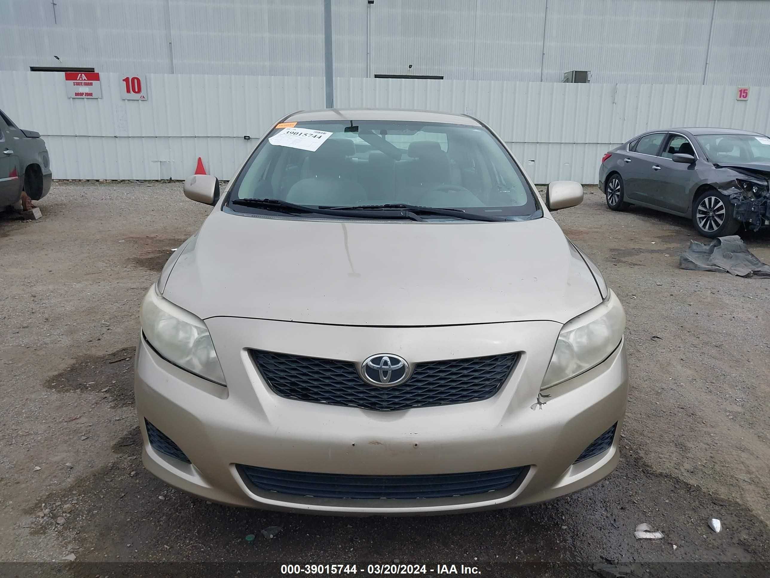 Photo 12 VIN: 1NXBU40E99Z164476 - TOYOTA COROLLA 