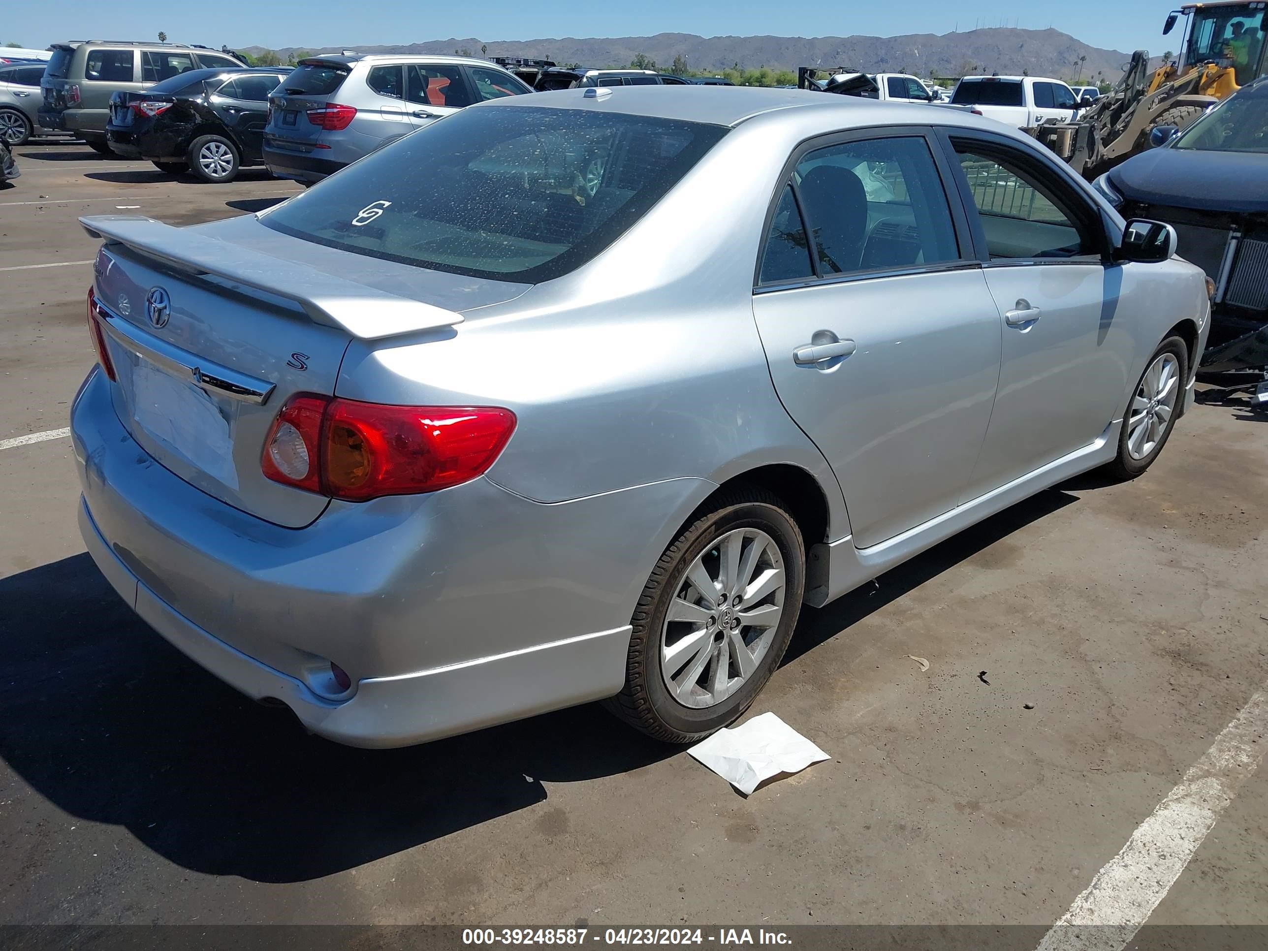 Photo 3 VIN: 1NXBU40EX9Z085110 - TOYOTA COROLLA 