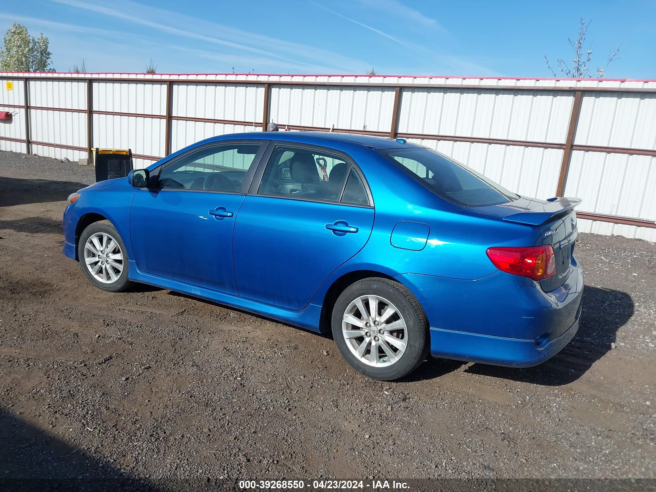 Photo 2 VIN: 1NXBU40EX9Z136668 - TOYOTA COROLLA 