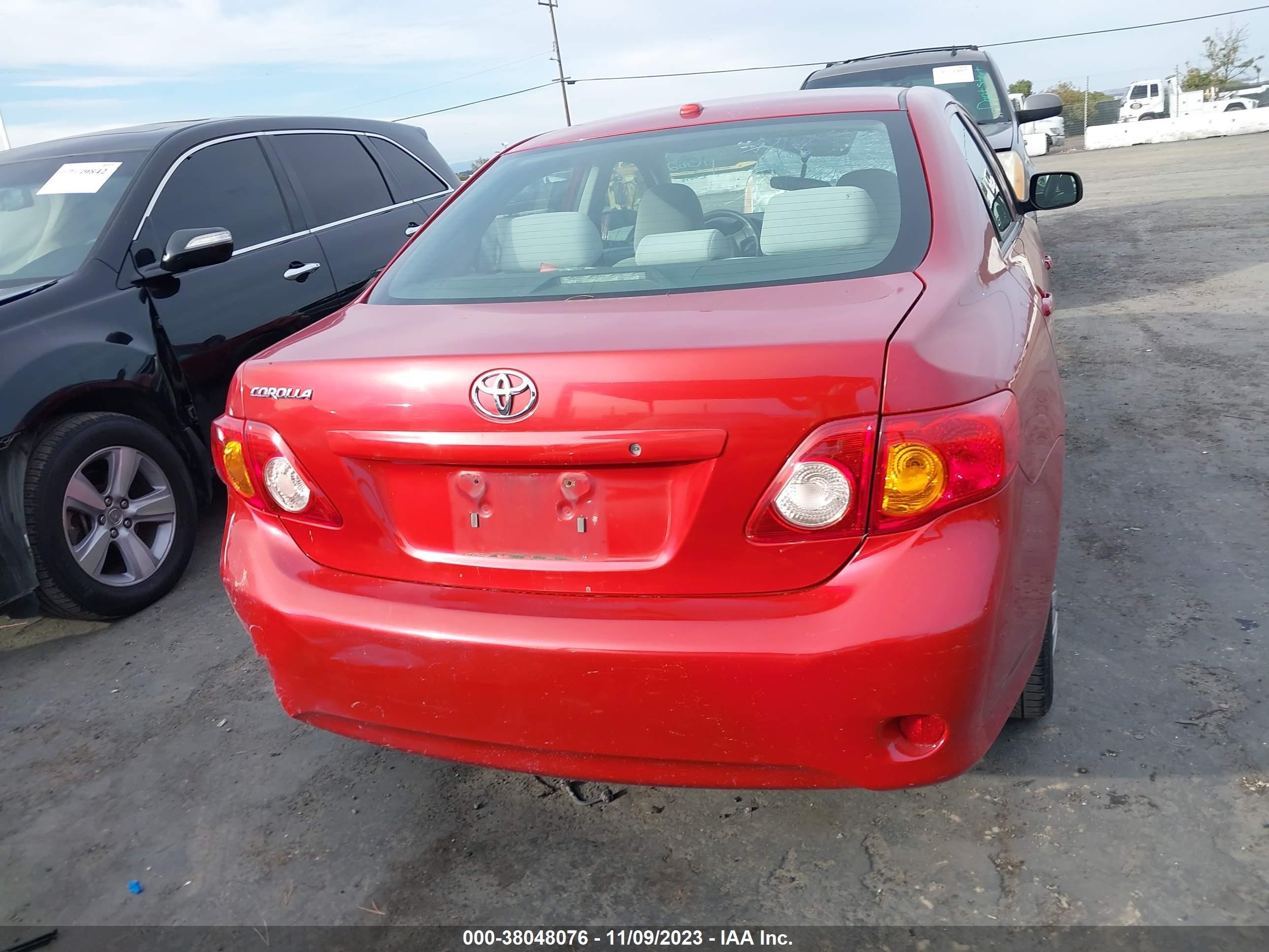 Photo 15 VIN: 1NXBU40EX9Z143409 - TOYOTA COROLLA 