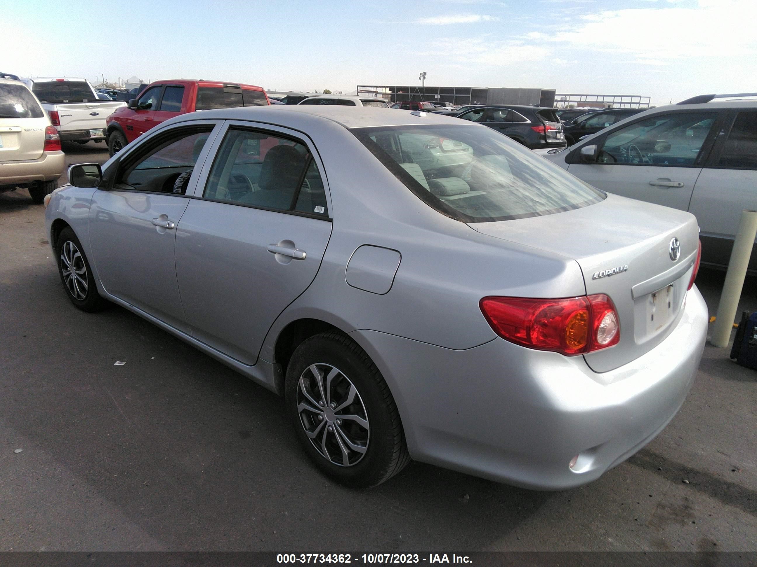 Photo 2 VIN: 1NXBU40EX9Z154121 - TOYOTA COROLLA 