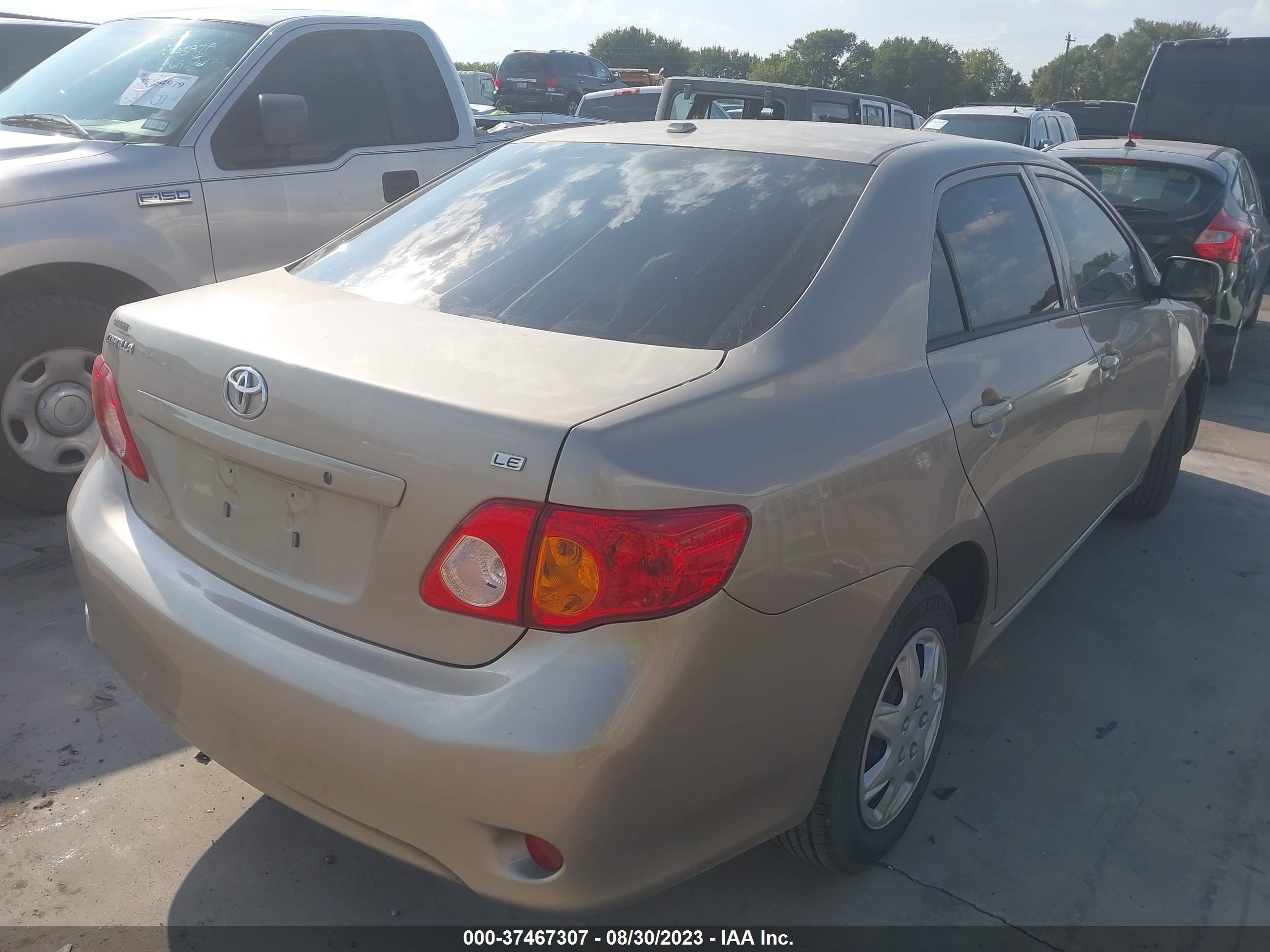 Photo 3 VIN: 1NXBU4EE0AZ316075 - TOYOTA COROLLA 