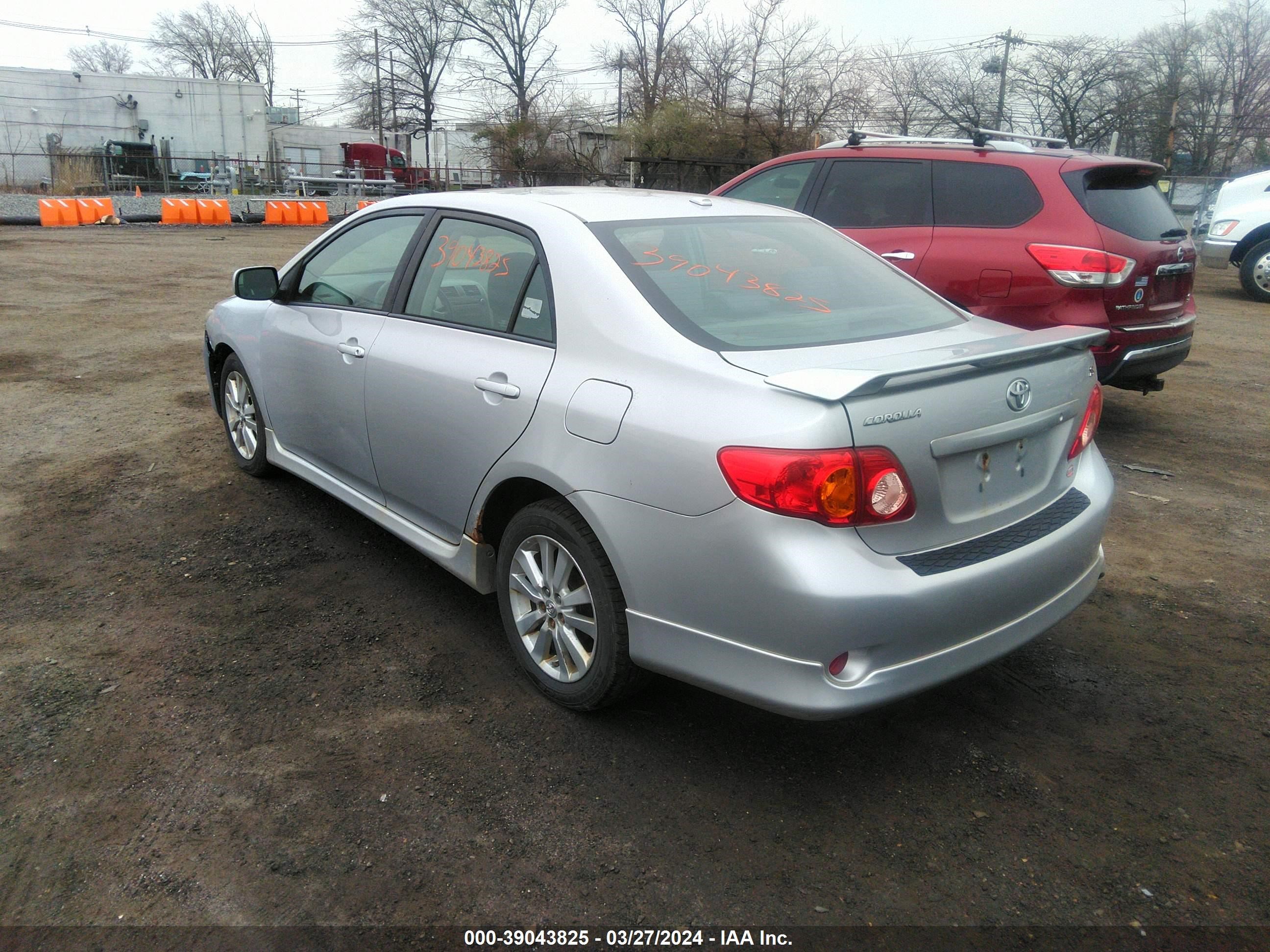 Photo 2 VIN: 1NXBU4EE0AZ377572 - TOYOTA COROLLA 