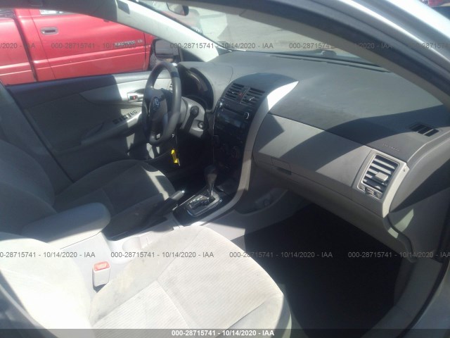 Photo 4 VIN: 1NXBU4EE1AZ165652 - TOYOTA COROLLA 