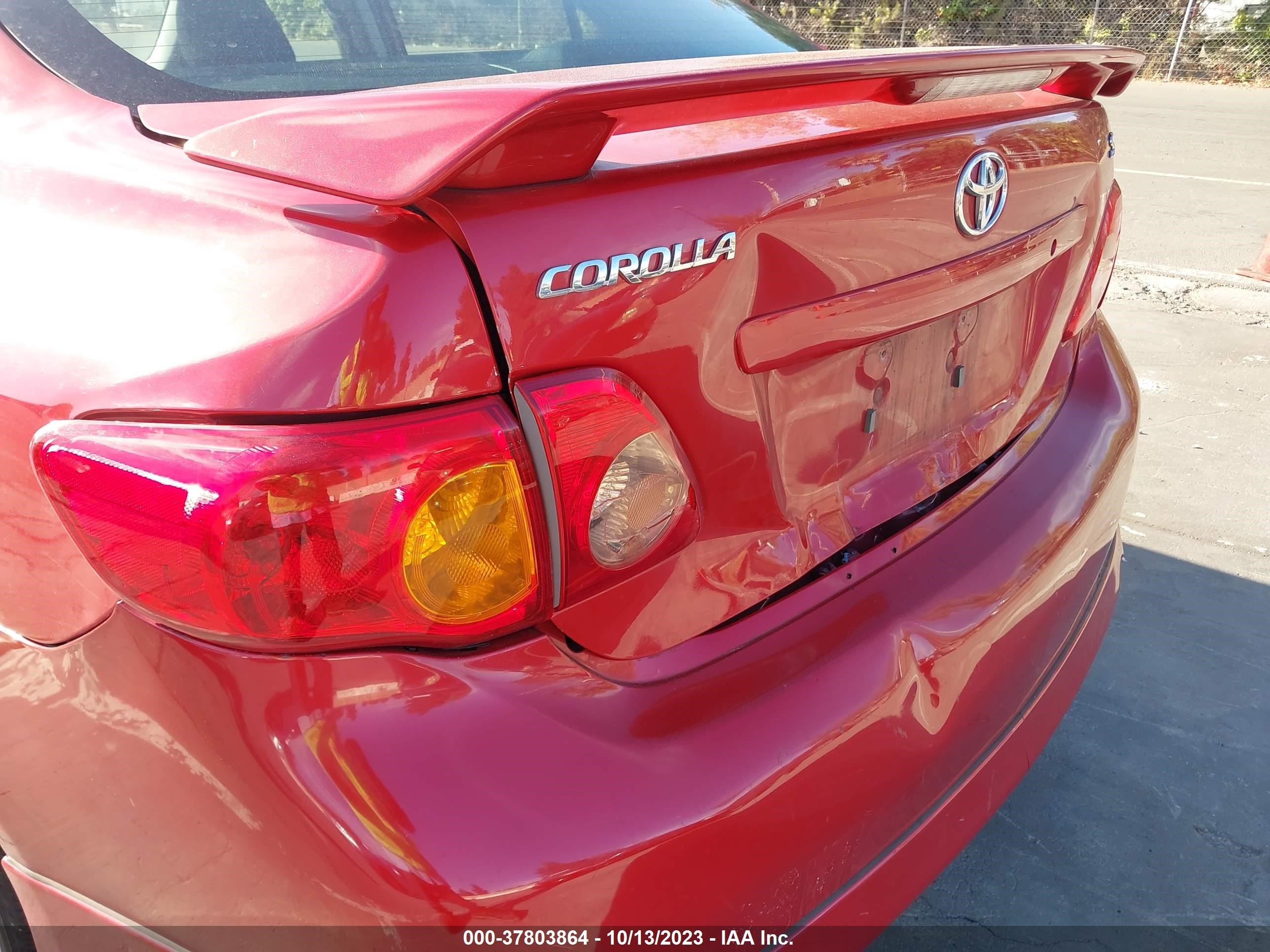 Photo 5 VIN: 1NXBU4EE1AZ201386 - TOYOTA COROLLA 