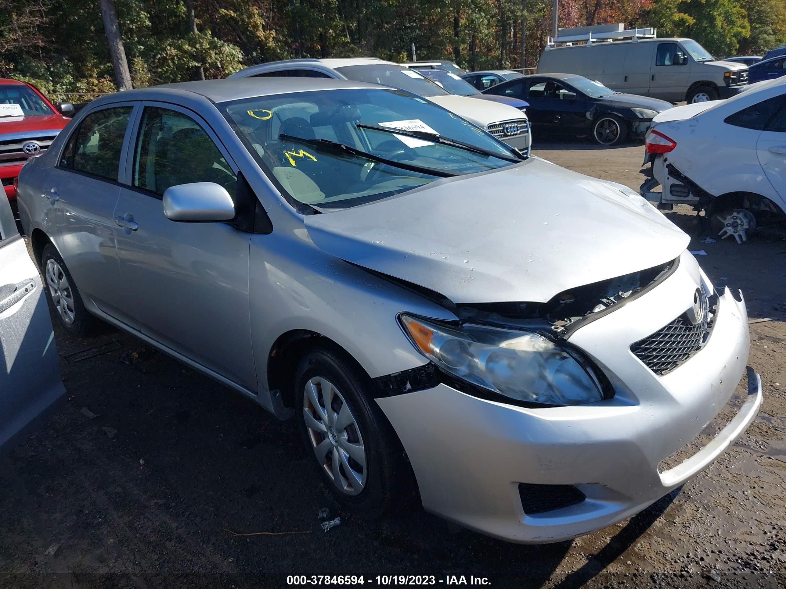 Photo 0 VIN: 1NXBU4EE1AZ256923 - TOYOTA COROLLA 