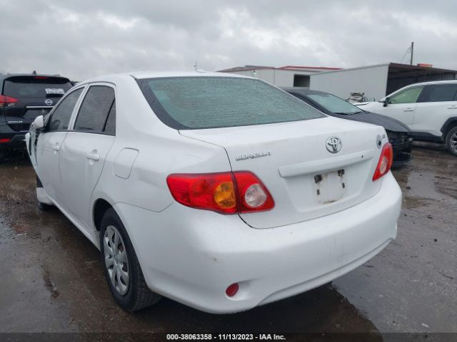 Photo 2 VIN: 1NXBU4EE1AZ290800 - TOYOTA COROLLA 