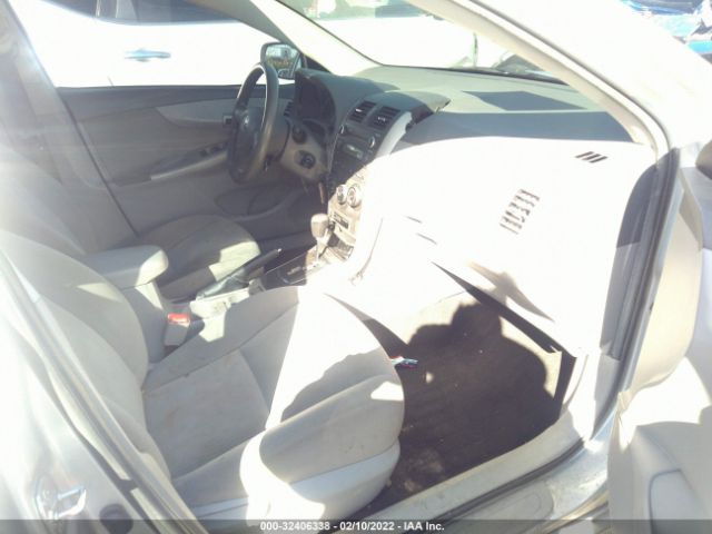 Photo 4 VIN: 1NXBU4EE2AZ308429 - TOYOTA COROLLA 