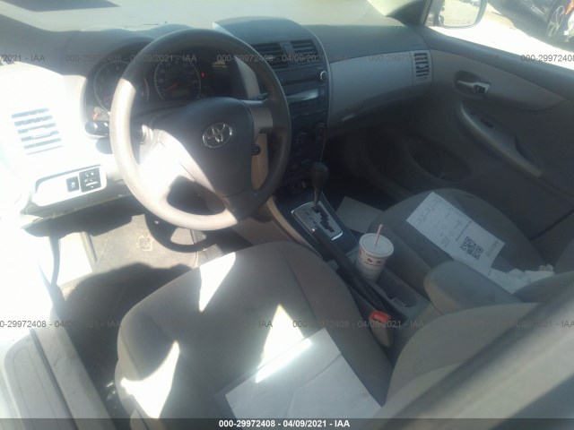 Photo 4 VIN: 1NXBU4EE3AZ318693 - TOYOTA COROLLA 