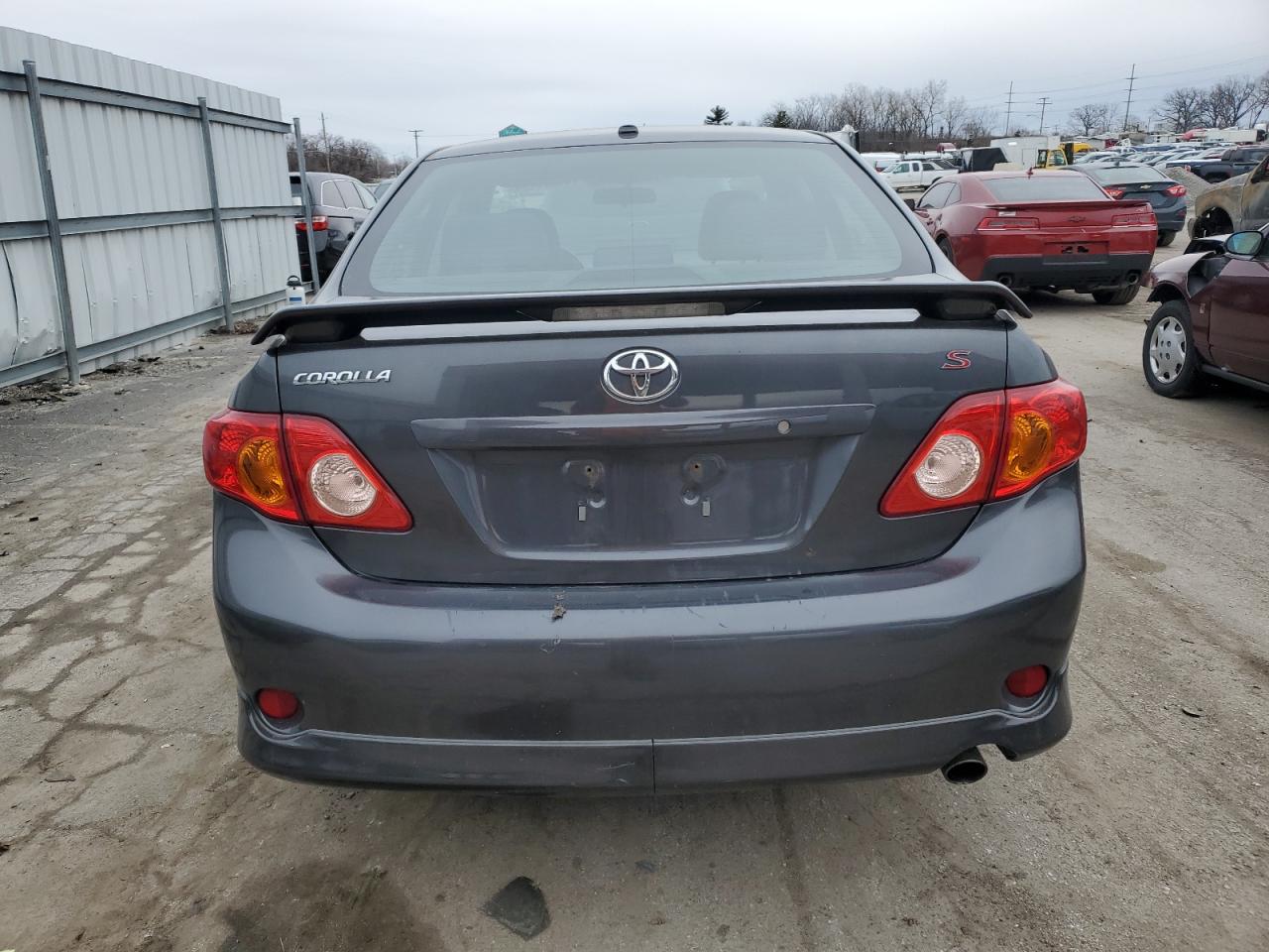 Photo 5 VIN: 1NXBU4EE4AZ268385 - TOYOTA COROLLA 