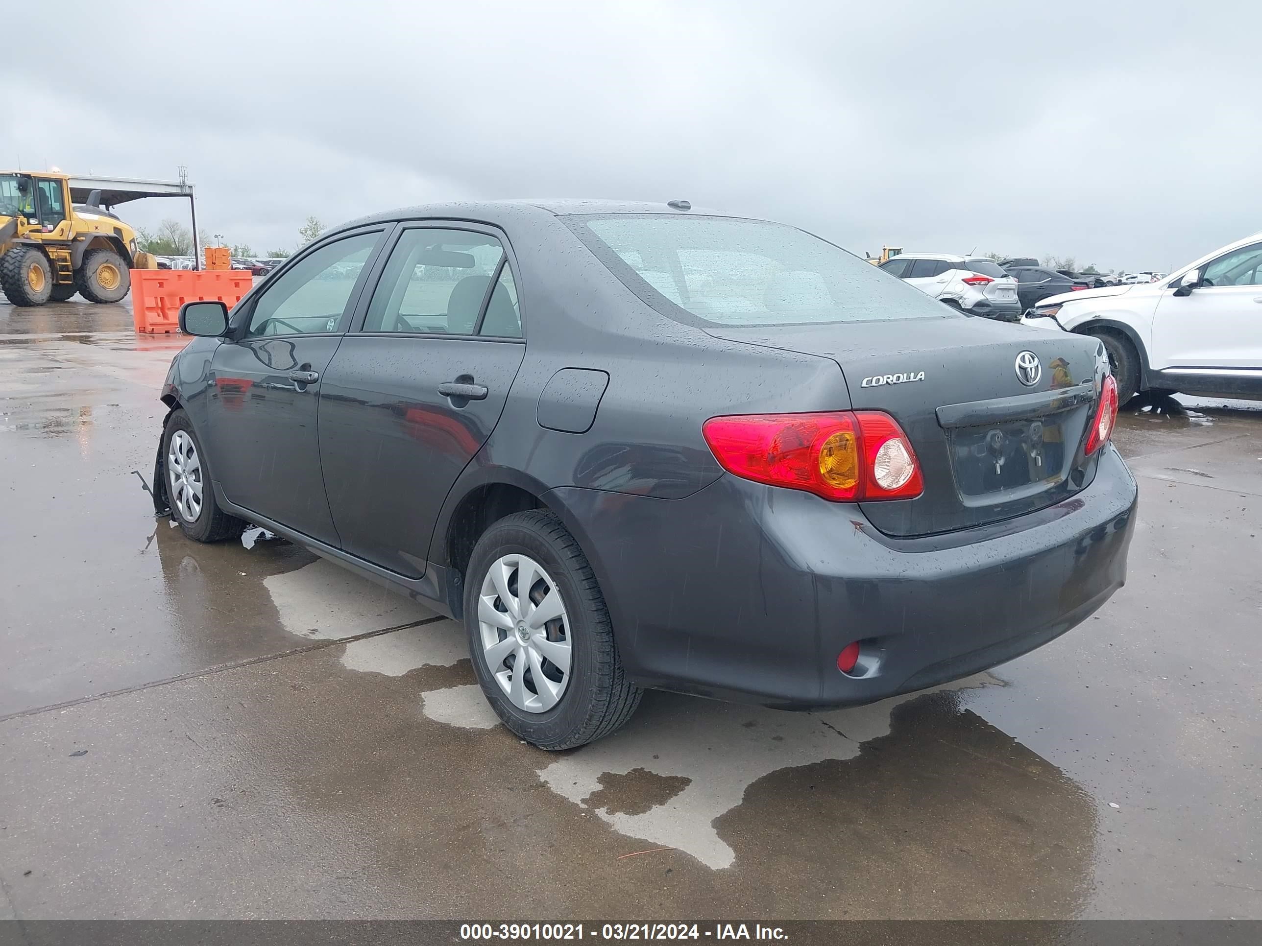 Photo 2 VIN: 1NXBU4EE4AZ358281 - TOYOTA COROLLA 