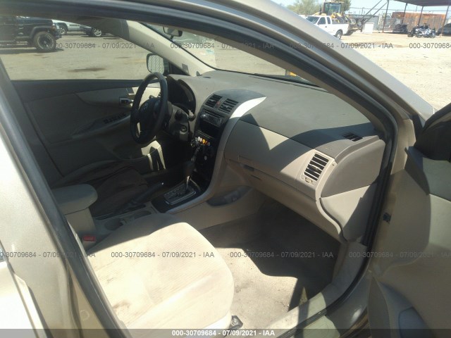 Photo 4 VIN: 1NXBU4EE5AZ200323 - TOYOTA COROLLA 