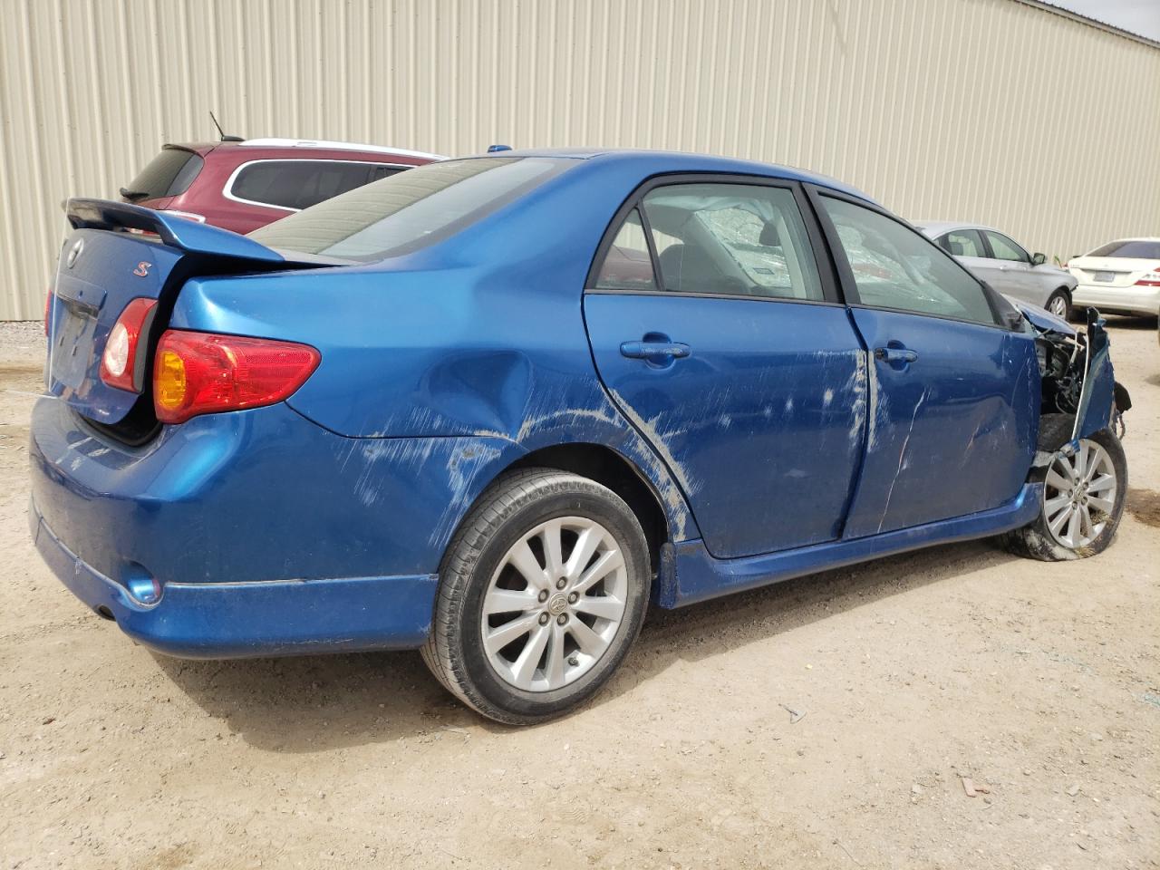 Photo 2 VIN: 1NXBU4EE5AZ201424 - TOYOTA COROLLA 