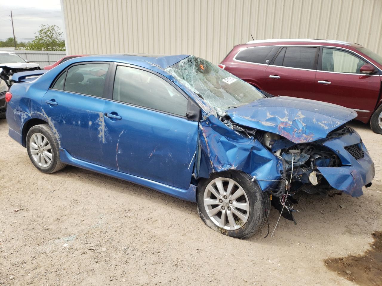 Photo 3 VIN: 1NXBU4EE5AZ201424 - TOYOTA COROLLA 