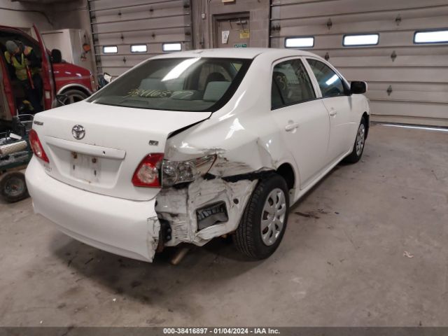 Photo 3 VIN: 1NXBU4EE5AZ272073 - TOYOTA COROLLA 