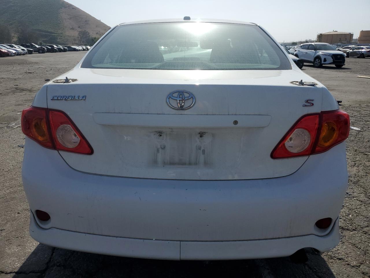 Photo 5 VIN: 1NXBU4EE6AZ224145 - TOYOTA COROLLA 