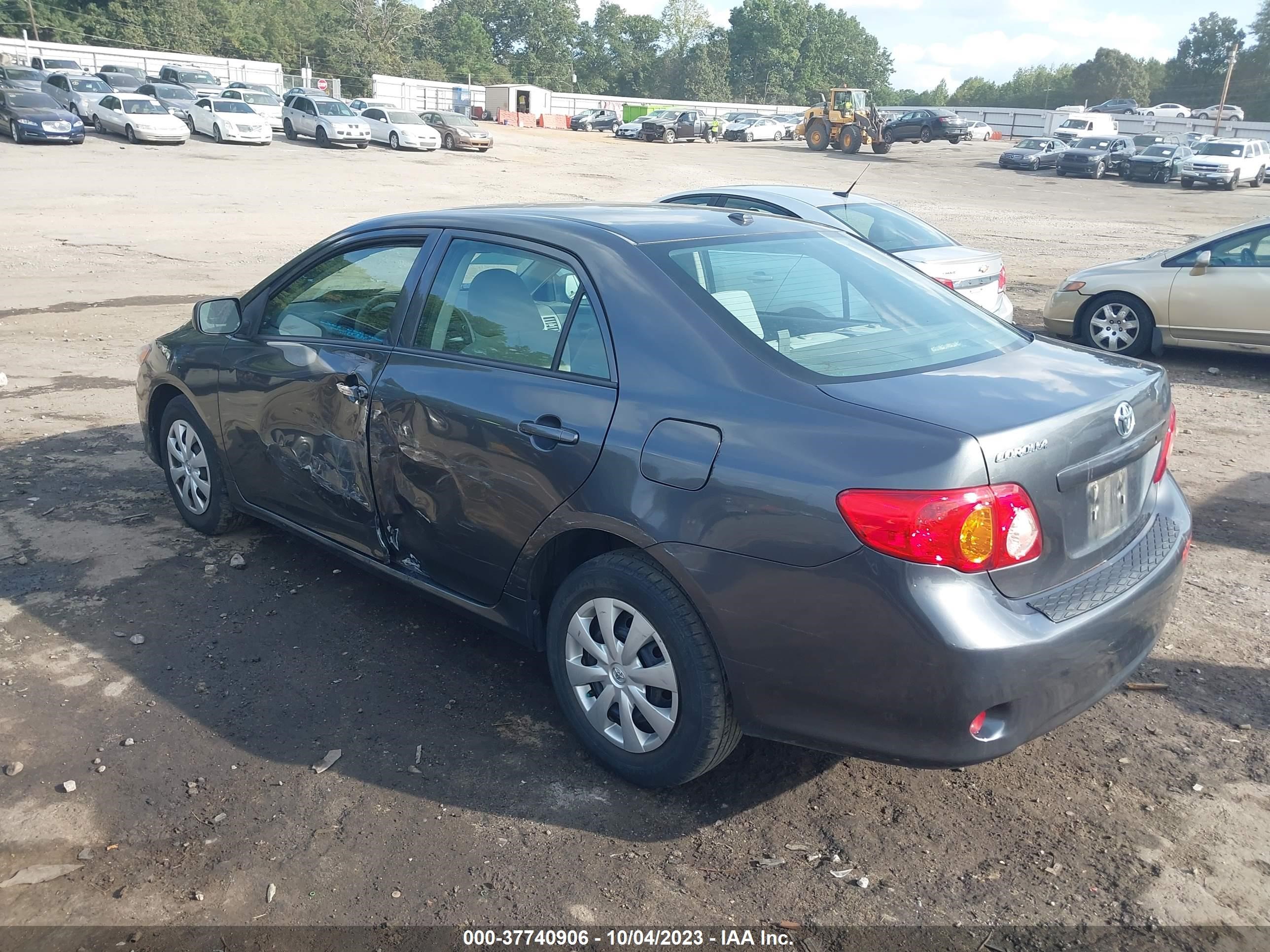 Photo 2 VIN: 1NXBU4EE6AZ311270 - TOYOTA COROLLA 