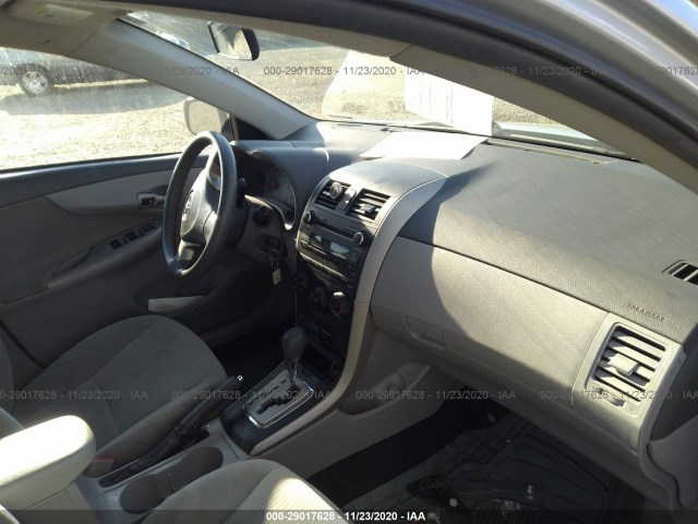 Photo 4 VIN: 1NXBU4EE6AZ351283 - TOYOTA COROLLA 